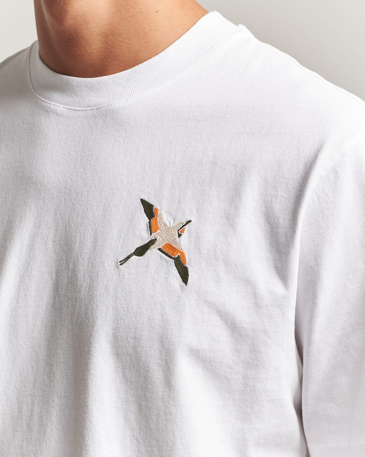 Herre | T-Shirts | Axel Arigato | Micro Bee Birt T-Shirt White
