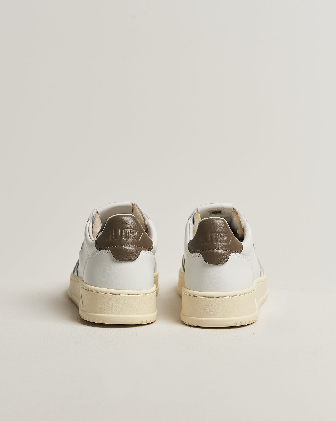 Herre | Sneakers | Autry | Medalist Low Sneaker White/Chocolate