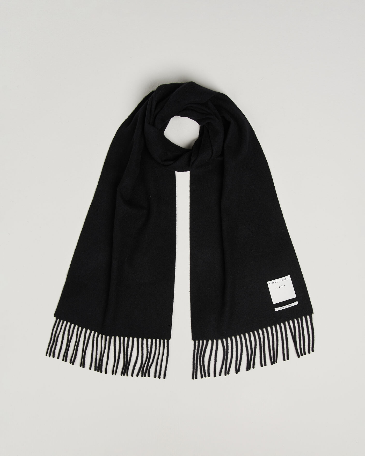 Herre | Skjerf | Tiger of Sweden | Sylan Wool Scarf Black