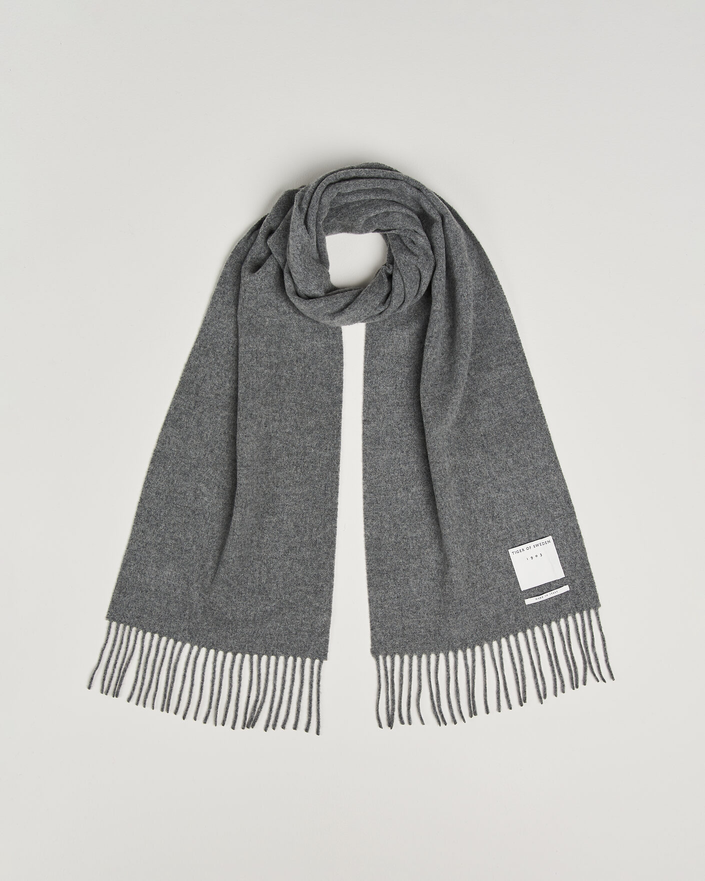 Herre | Skjerf | Tiger of Sweden | Sylan Wool Scarf Charcoal