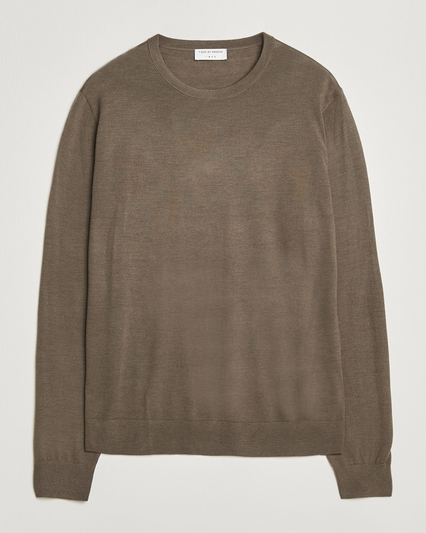Herre | Gensere | Tiger of Sweden | Connor Extra Fine Merino Crew Neck Pullover Aged Timber