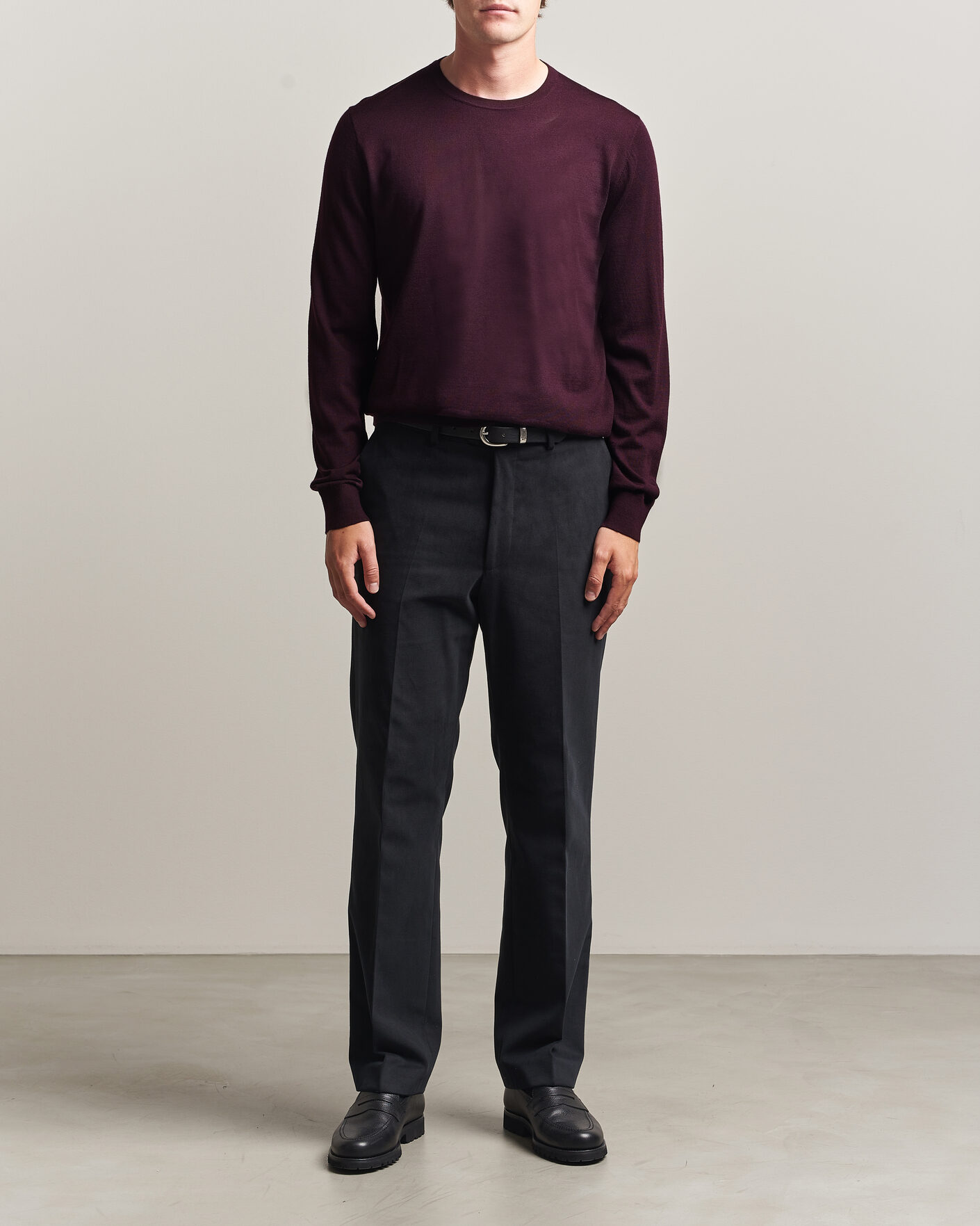 Herre | Gensere | Tiger of Sweden | Connor Extra Fine Merino Crew Neck Pullover Aubergine