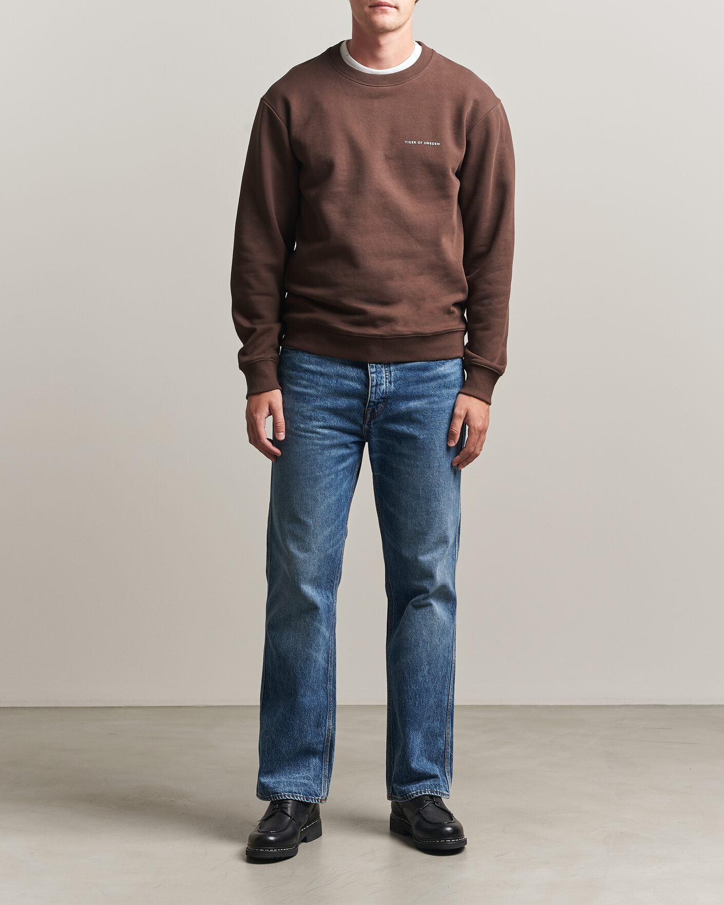 Herre | Gensere | Tiger of Sweden | Emerson Crew Neck Sweatshirt Dark Mahogany