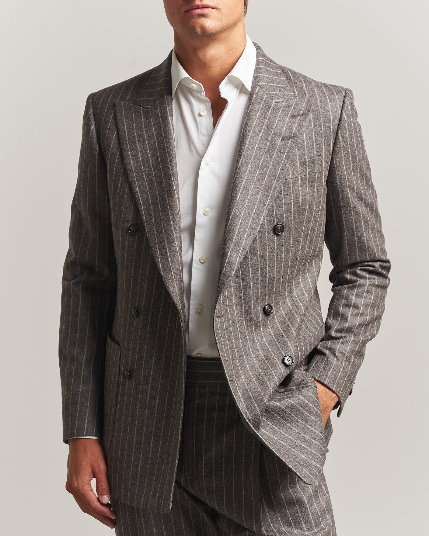 Herre | Dressjakker | Tiger of Sweden | Joachim Wool Double Breasted Pinstriped Blazer Grey Brown