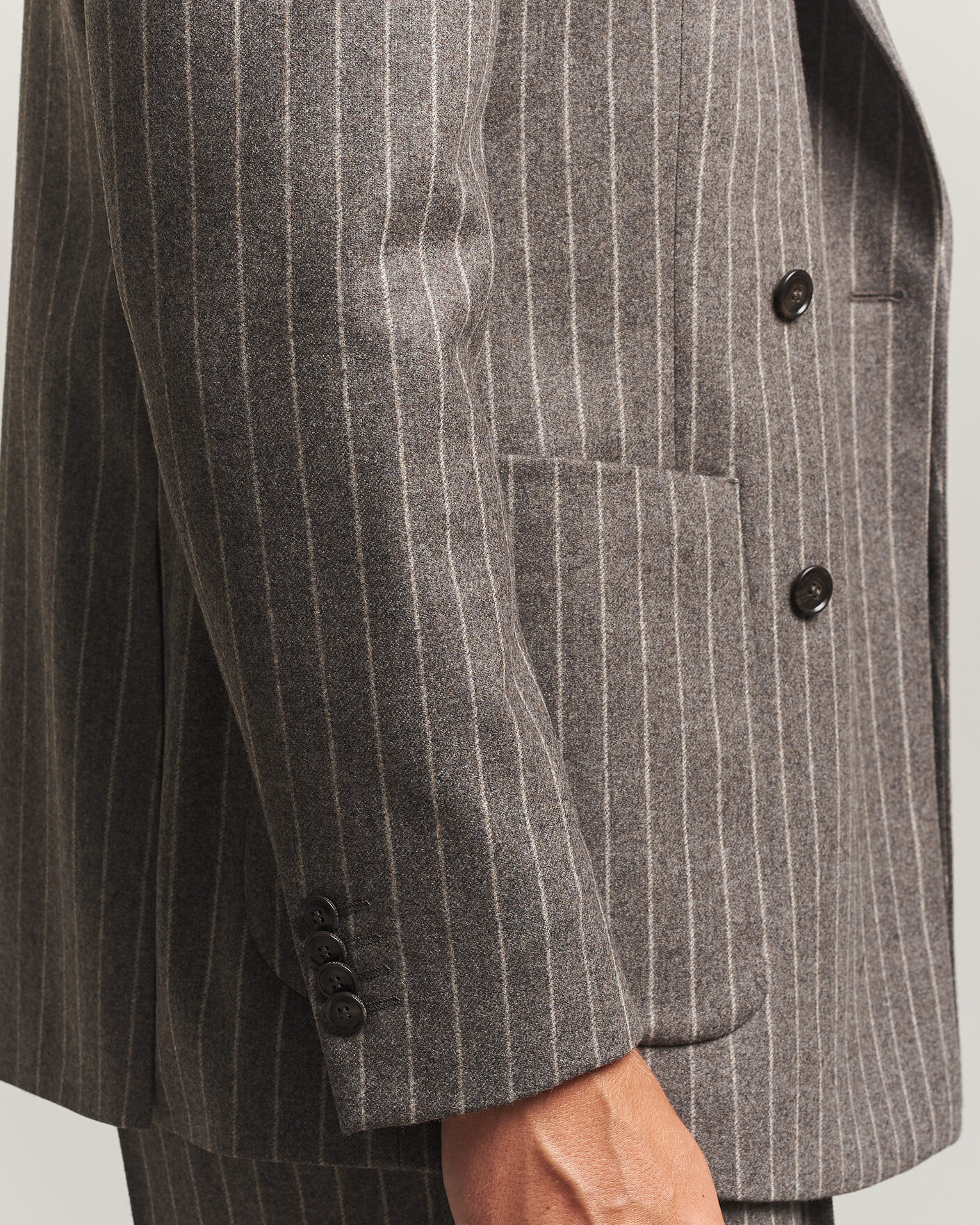 Herre | Dressjakker | Tiger of Sweden | Joachim Wool Double Breasted Pinstriped Blazer Grey Brown