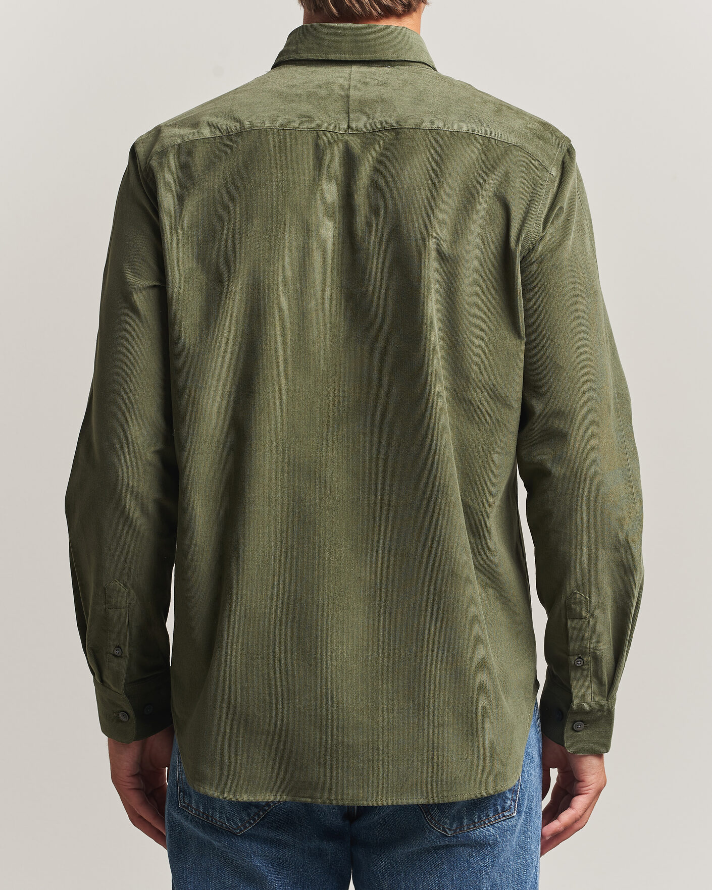 Herre | Skjorter | Tiger of Sweden | Bjorn Corduroy Shirt City Green
