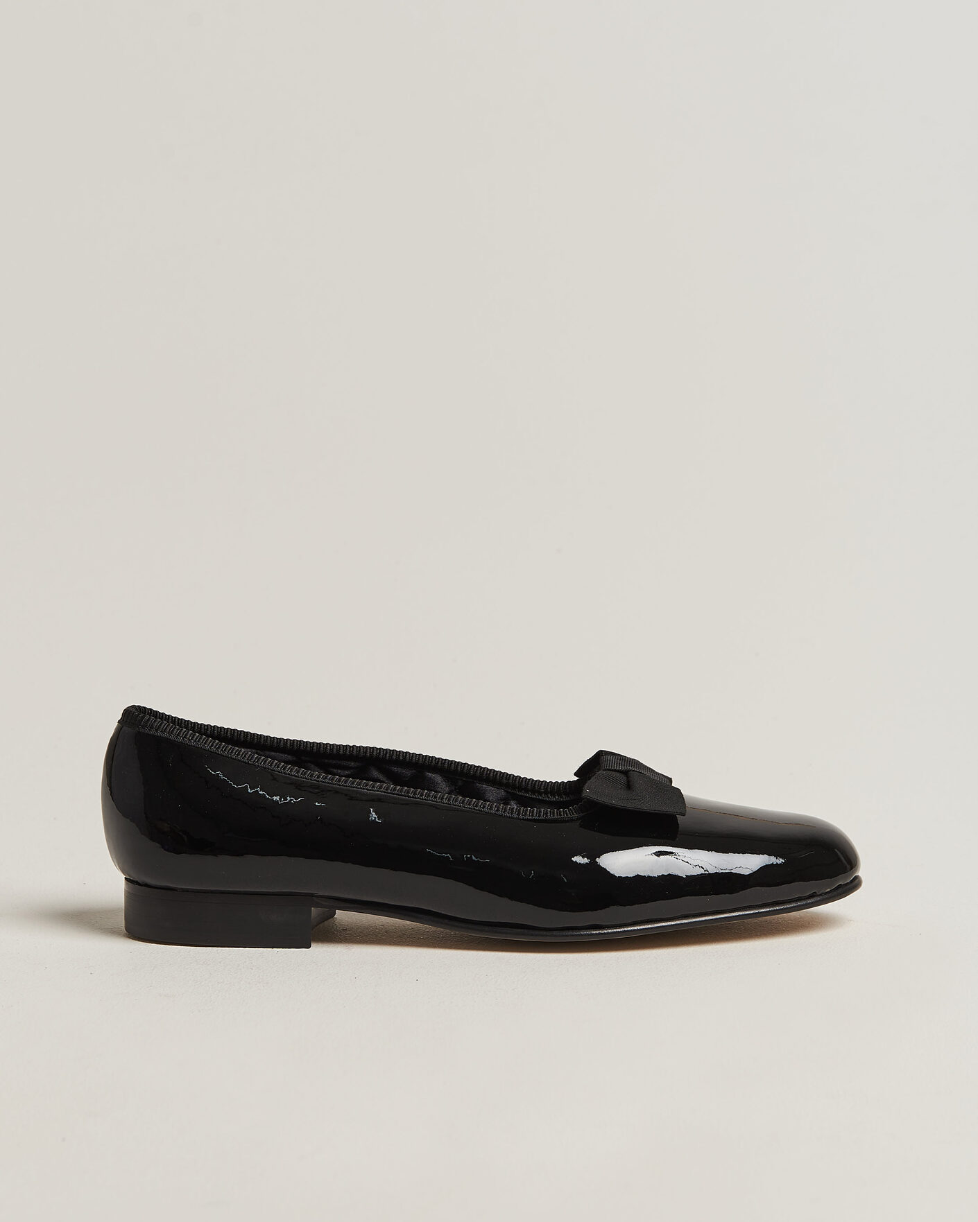 Herre | Lakksko | Bowhill & Elliott | Patent Opera Pump Black