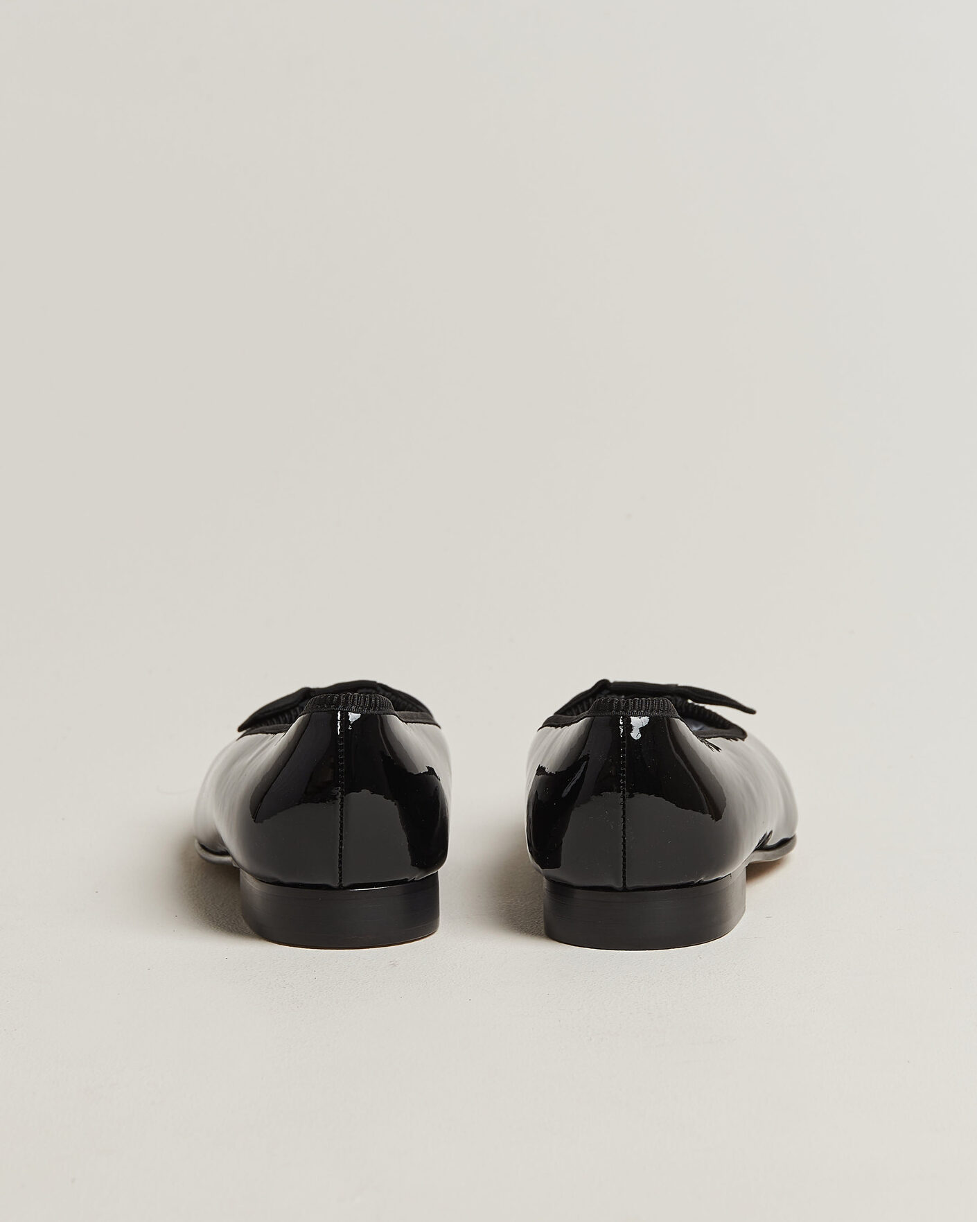 Herre | Lakksko | Bowhill & Elliott | Patent Opera Pump Black