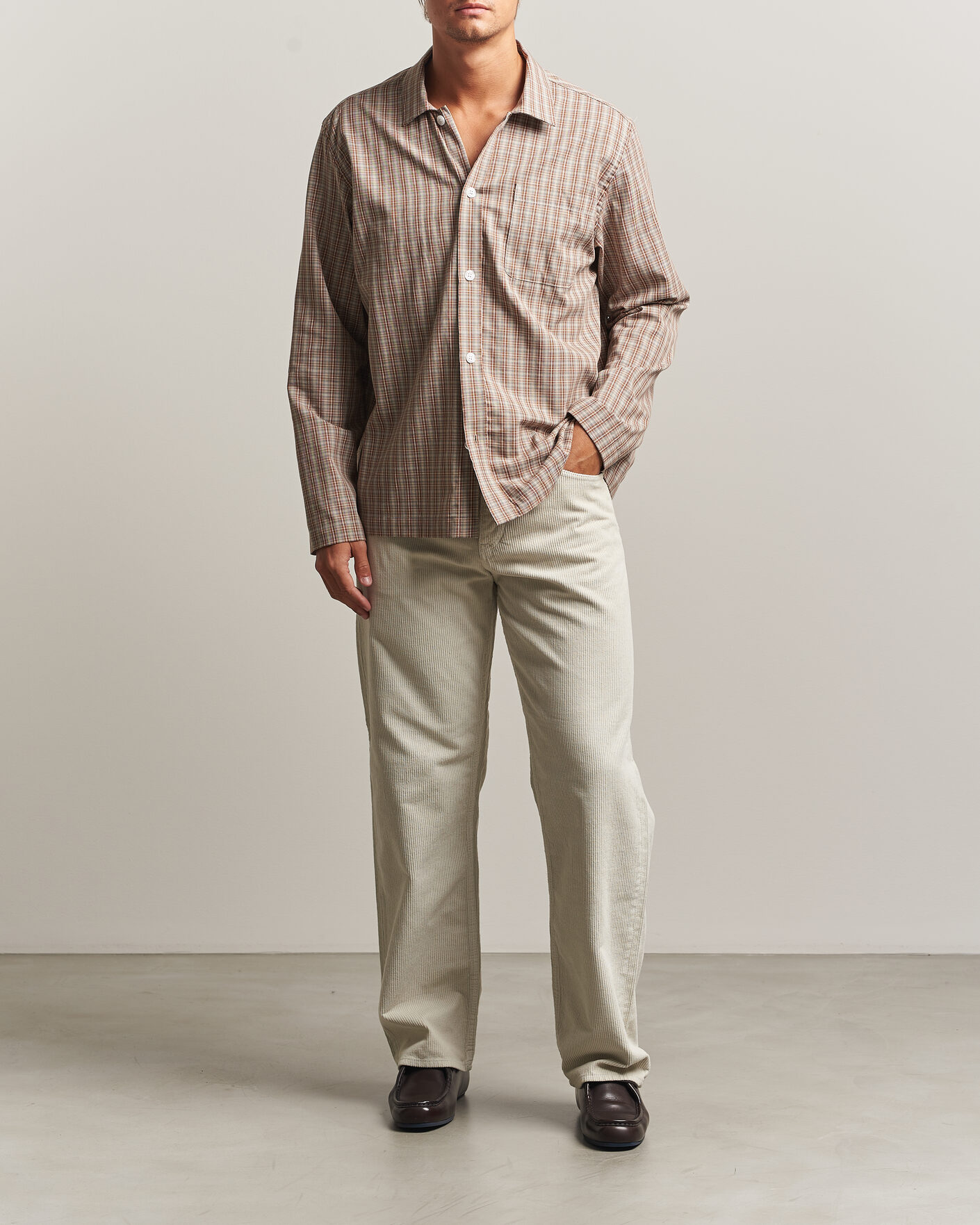 Herre | Jeans | Sunflower | Loose Corduroy Pants Ivory