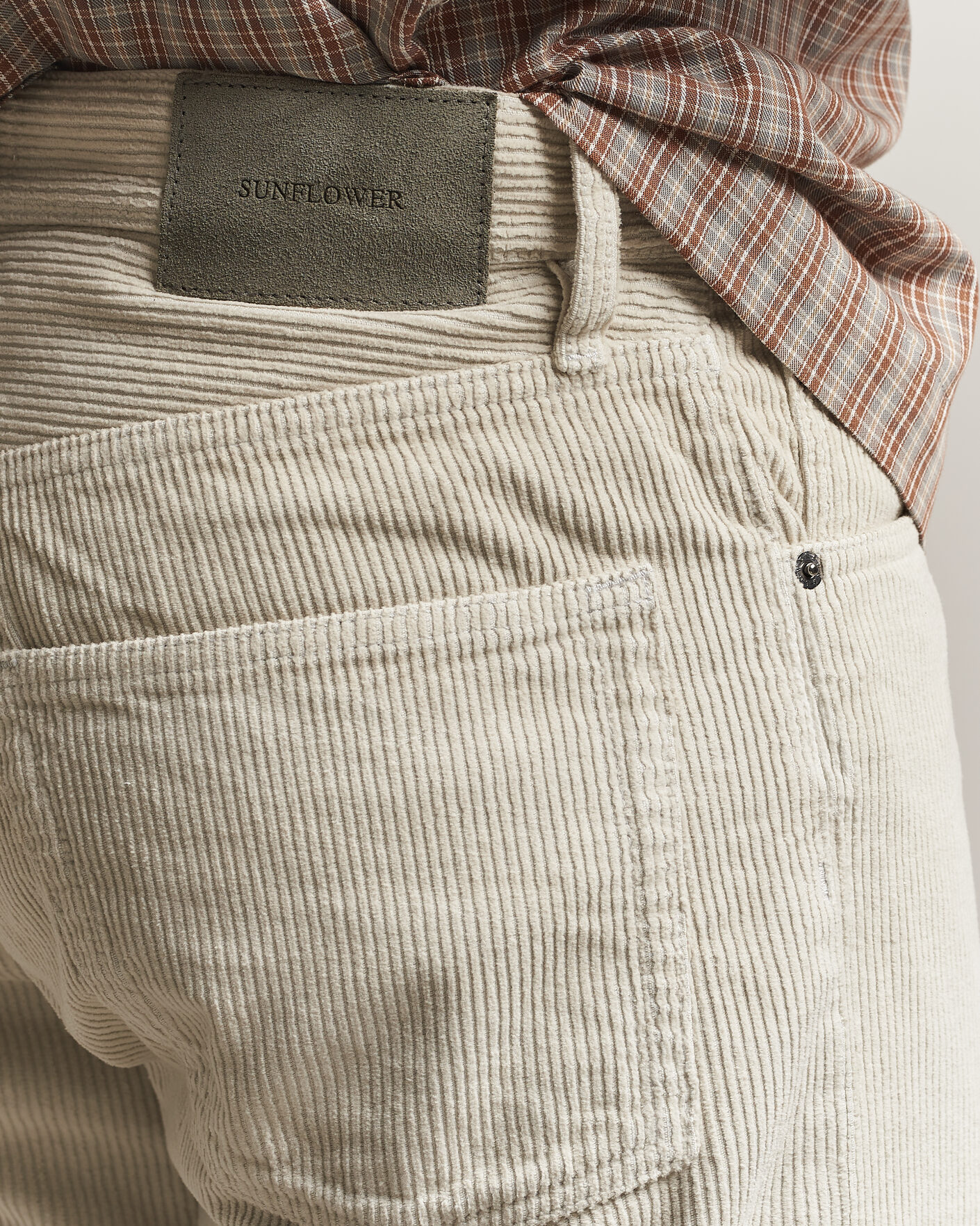 Herre | Jeans | Sunflower | Loose Corduroy Pants Ivory
