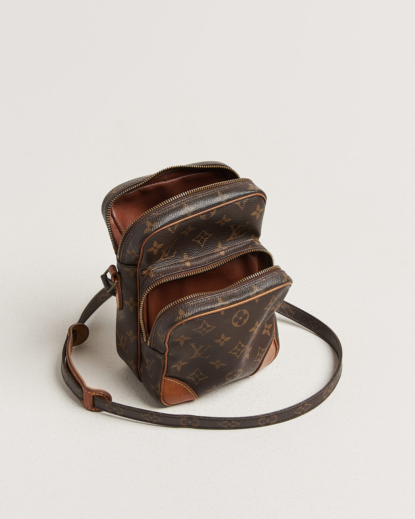 Herre | Pre-Owned & Vintage Bags | Louis Vuitton Pre-Owned | Amazon Bag Monogram