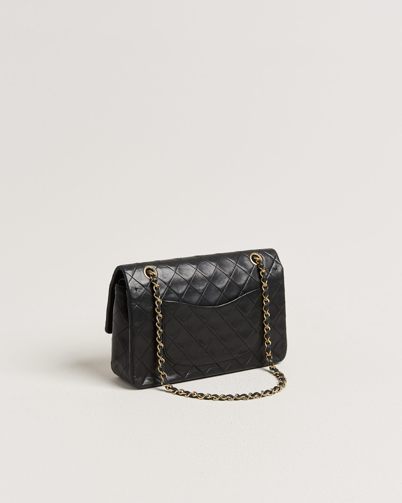 Herre | Chanel Pre-Owned Classic Medium Double Flap Bag Lambskin Black | Chanel Pre-Owned | Classic Medium Double Flap Bag Lambskin Black