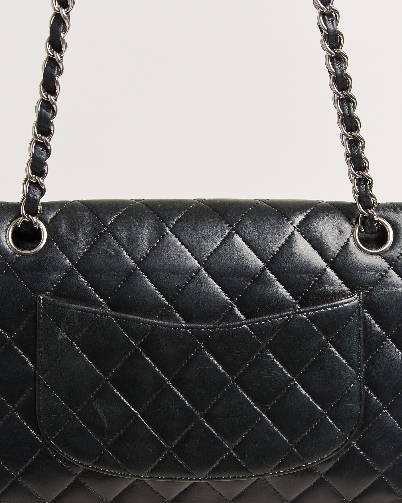 Herre | Pre-Owned & Vintage Bags | Chanel Pre-Owned | Classic Medium Double Flap Bag Lambskin Black
