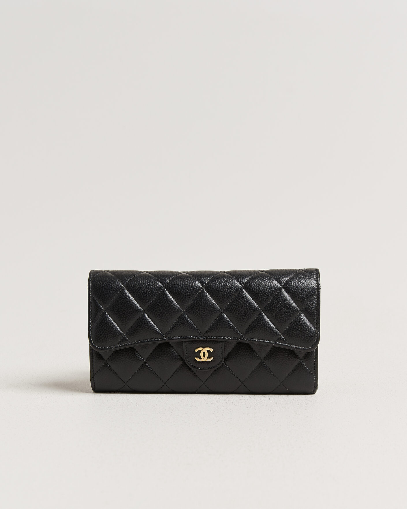 Herre | Pre-Owned & Vintage Bags | Chanel Pre-Owned | Classic  Long Flap Wallet Caviar Leather Black