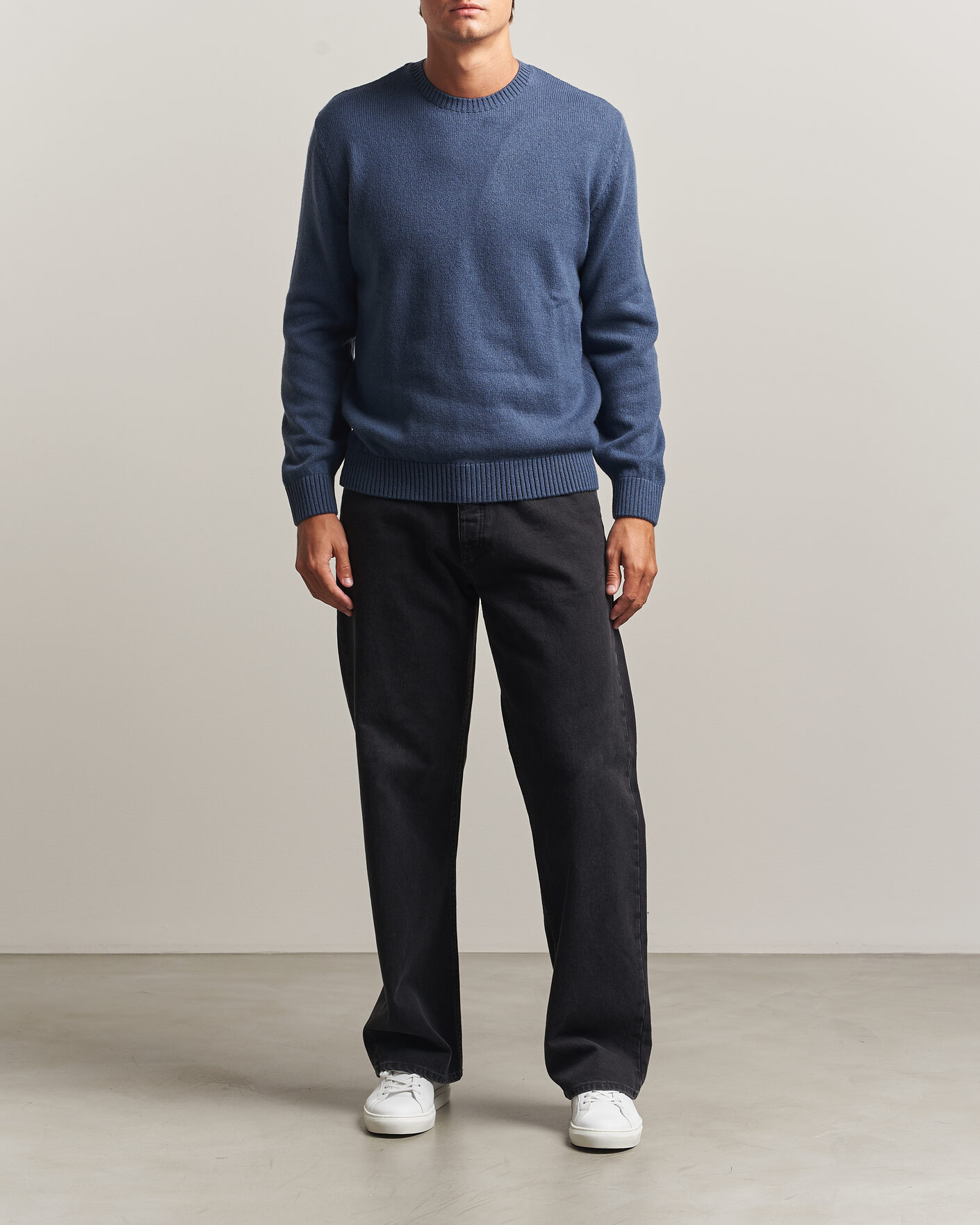 Herre | Gensere | Colorful Standard | Classic Merino Wool Crew Neck Petrol Blue
