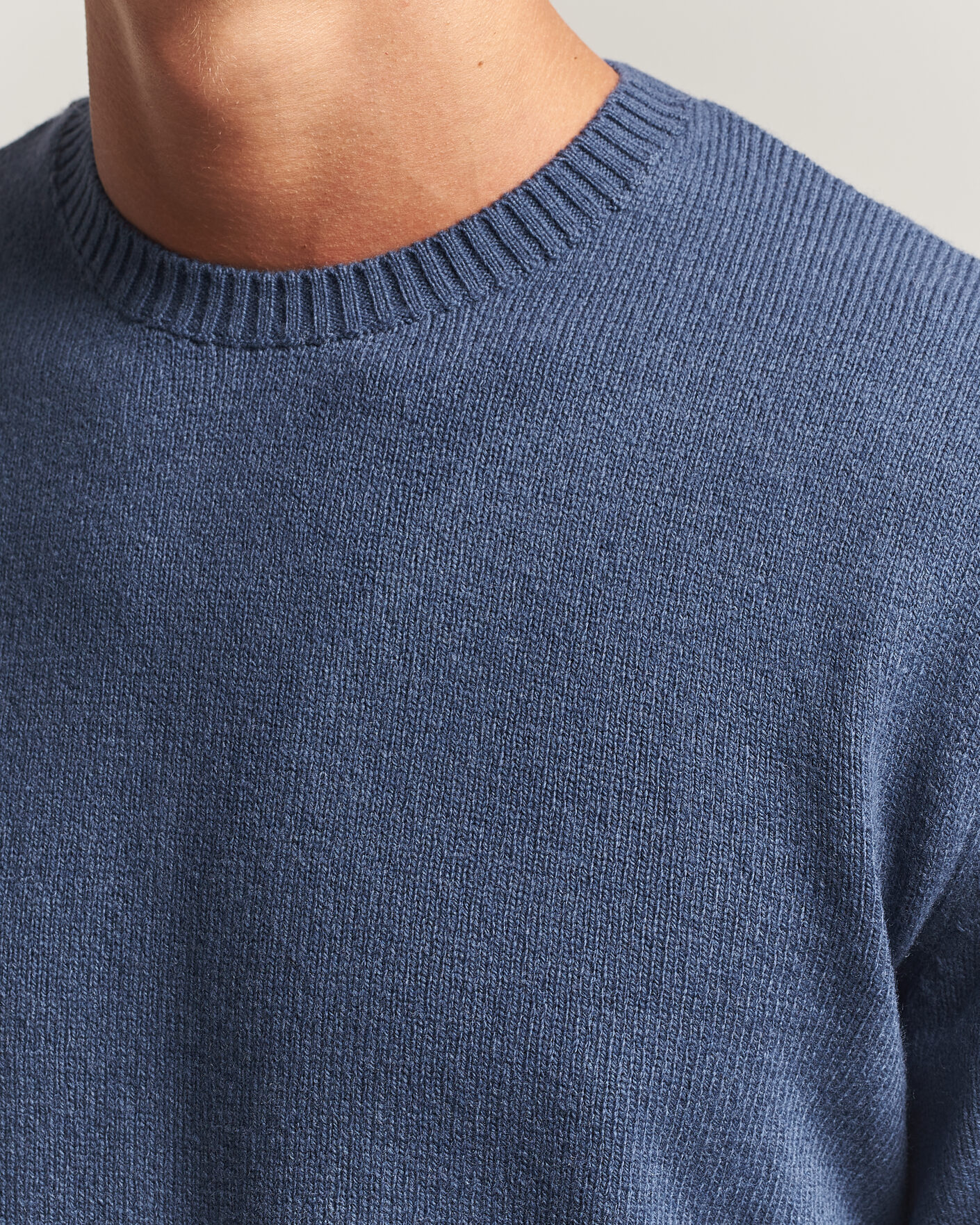 Herre | Gensere | Colorful Standard | Classic Merino Wool Crew Neck Petrol Blue