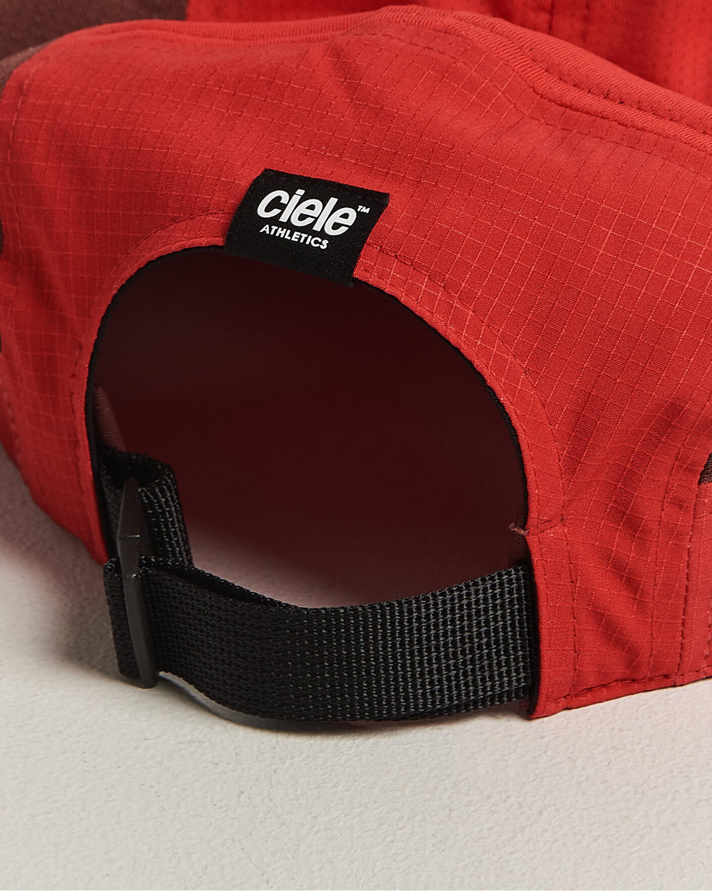 Herre | Hatter og capser | Ciele | GOCap Field Running Cap Red Andorra