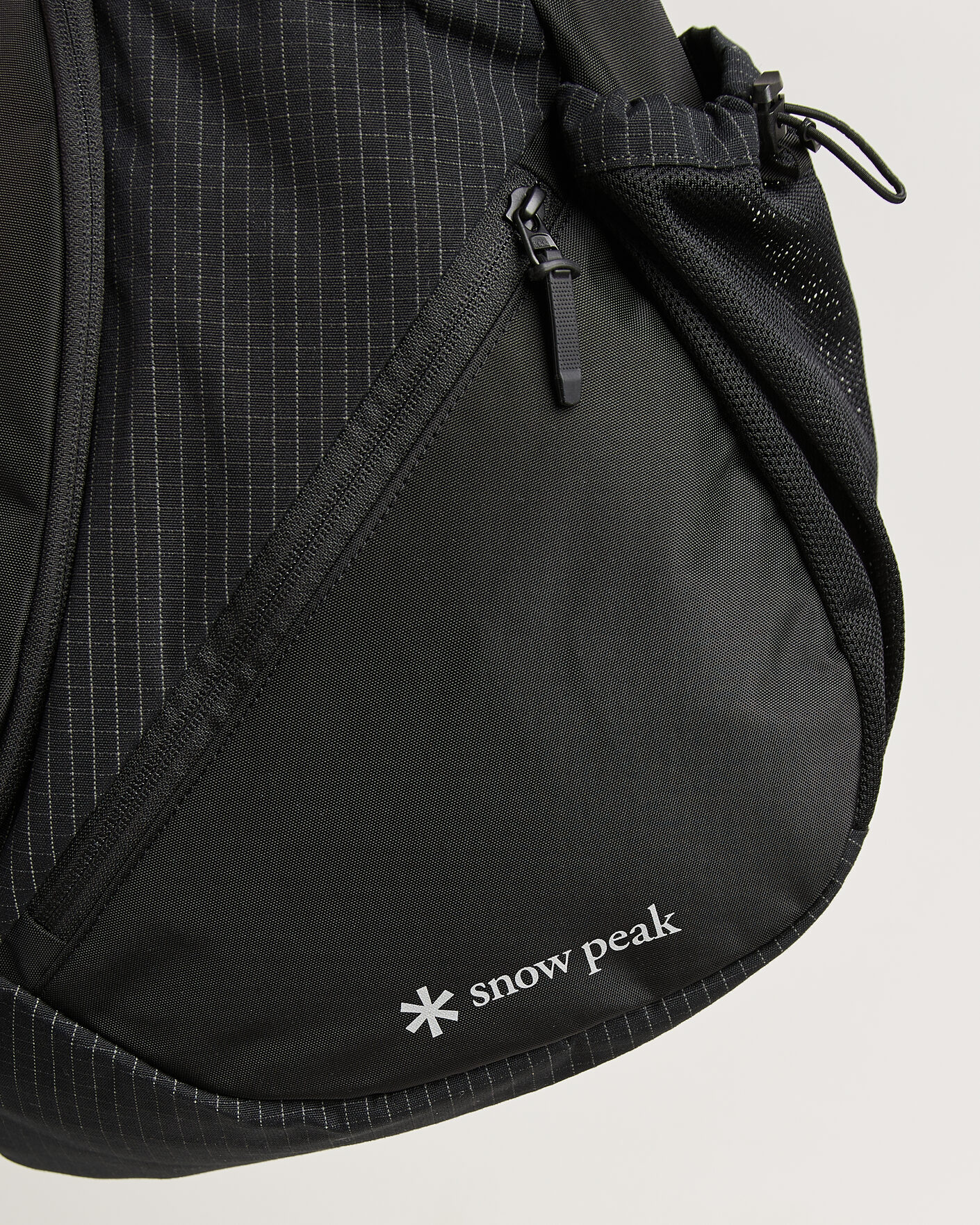 Herre | Vesker | Snow Peak | Grid Sling Bag Black