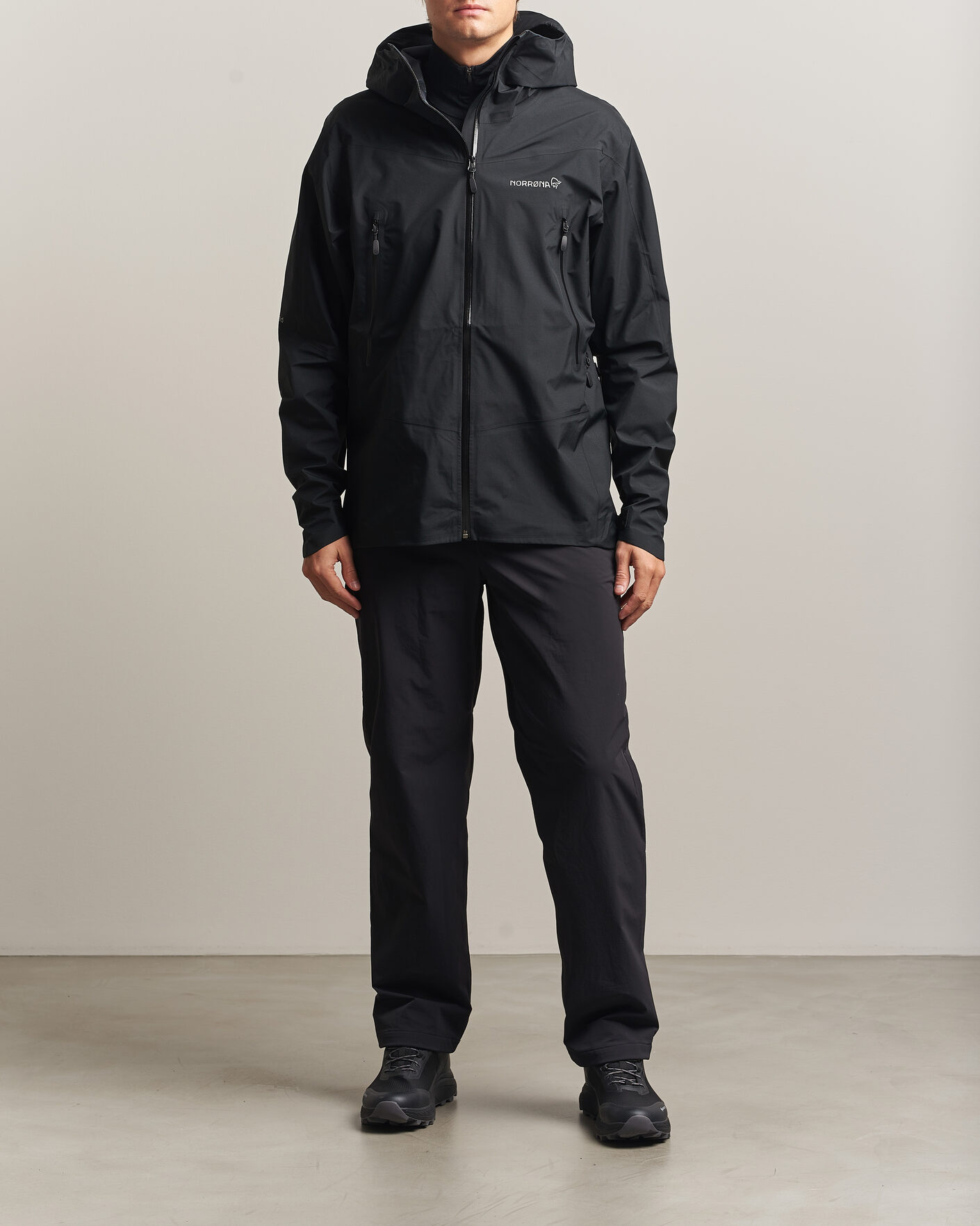 Herre | Jakker | Norrøna | Falketind GORE-TEX Jacket Caviar Black