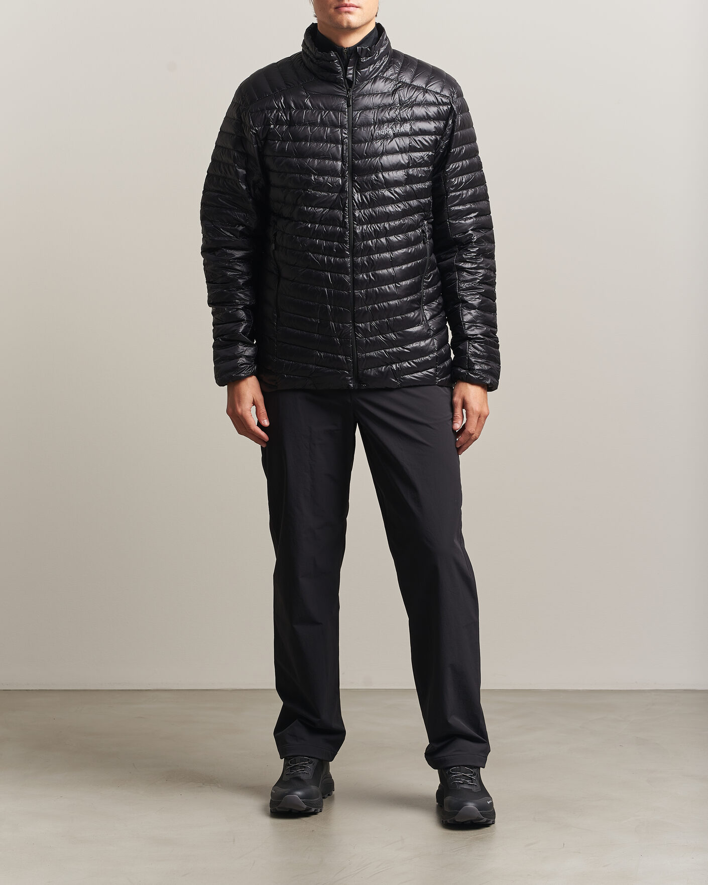 Herre | Jakker | Norrøna | Trollveggen Down 800 Super Light Jacket Caviar Black