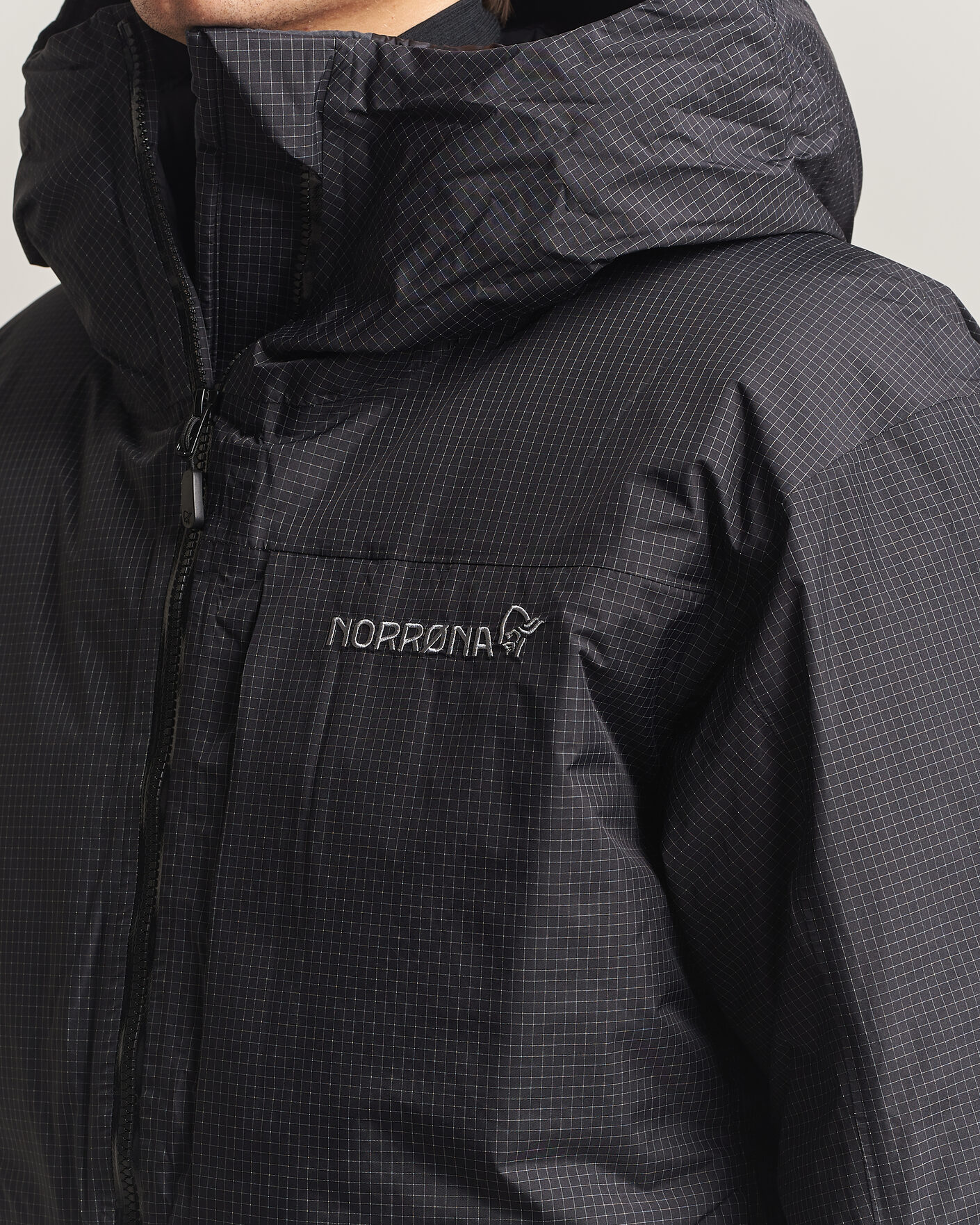 Herre | Jakker | Norrøna | Trollveggen dri2 Down 800 Zip Hood Caviar Black
