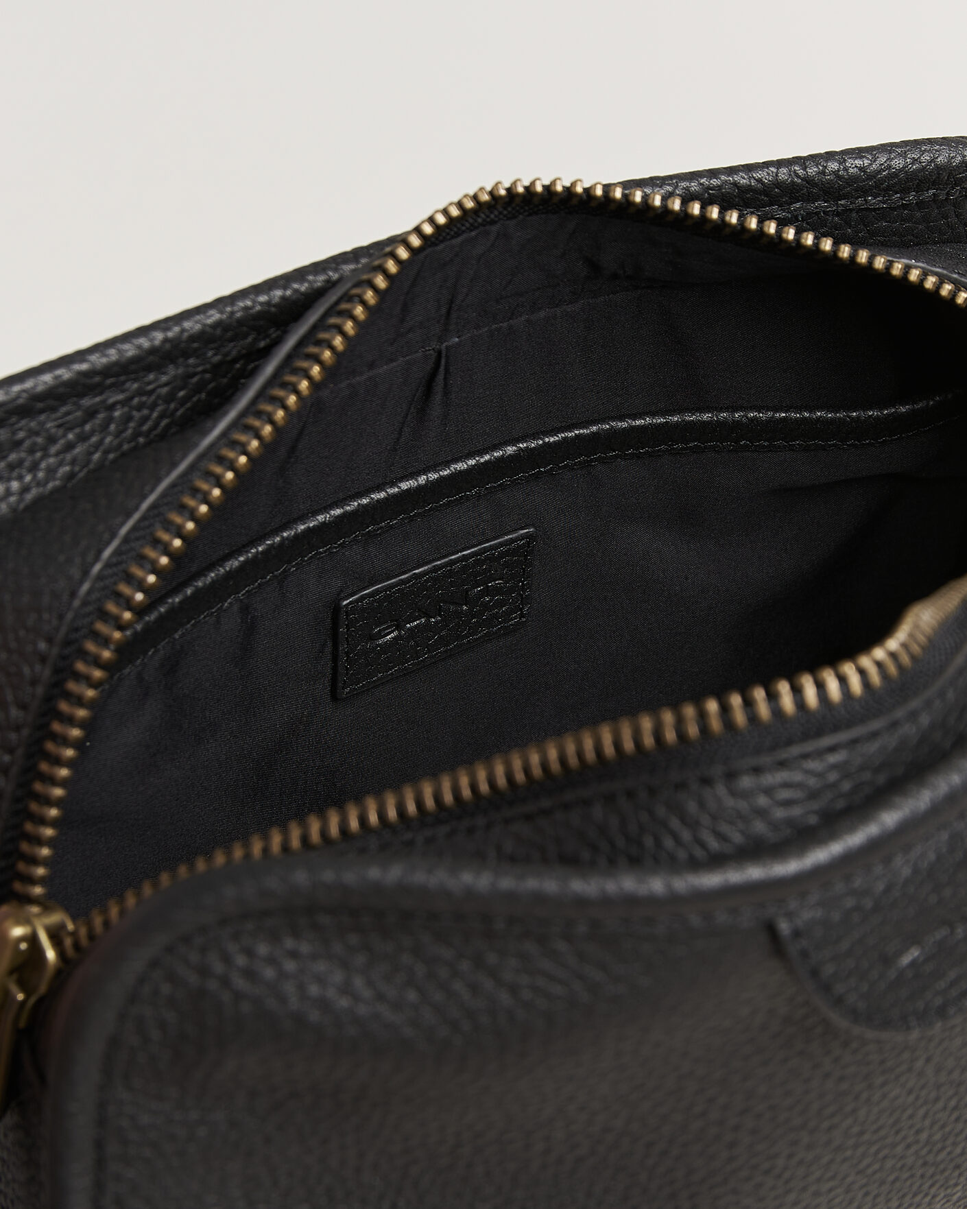 Herre | Vesker | Gant | Grained Leather Wash Bag Black