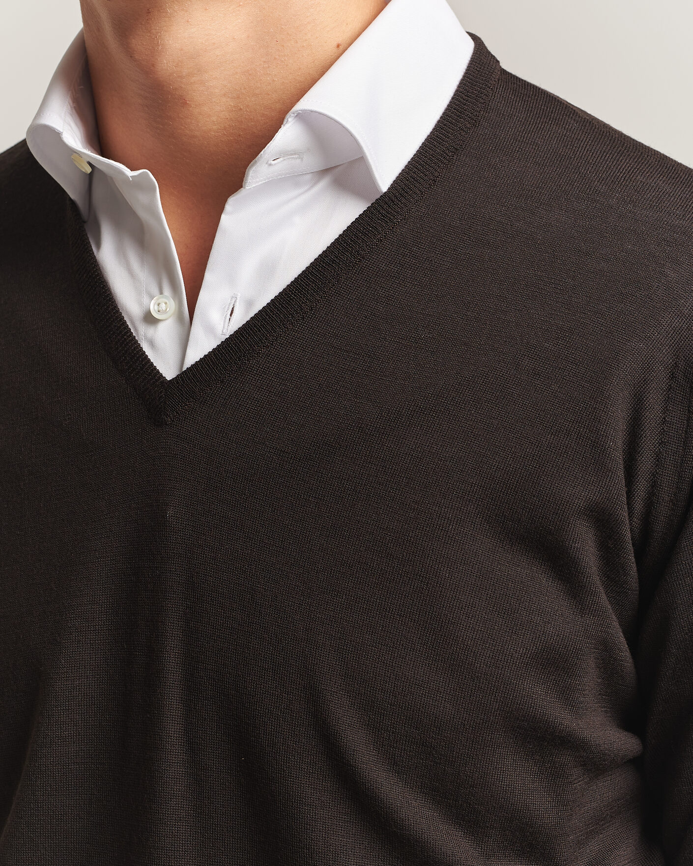 Herre | Gensere | John Smedley | Bobby Extra Fine Merino V-Neck Pullover Faulkner Brown