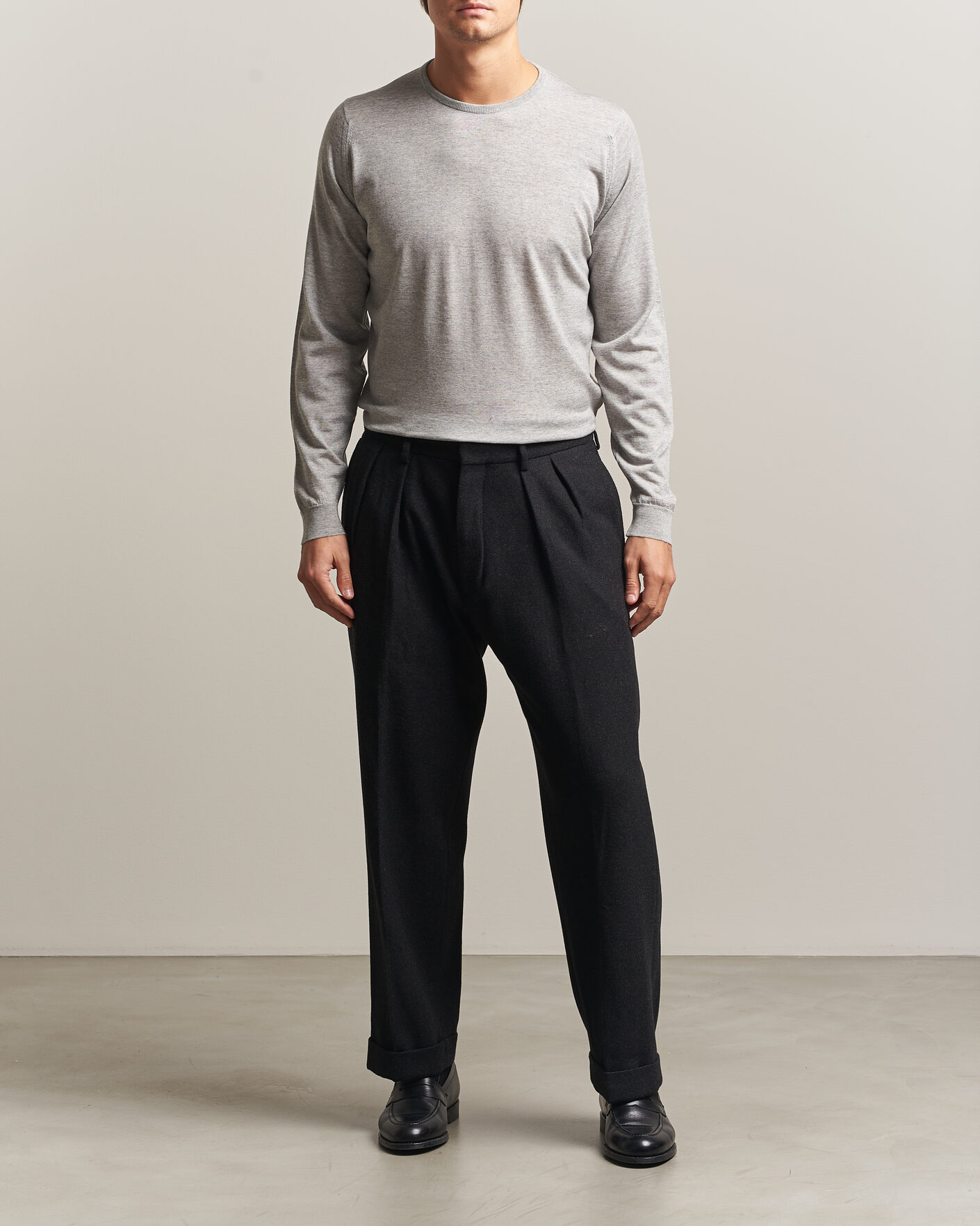 Herre | Gensere | John Smedley | Lundy Extra Fine Merino Crew Neck Nimbus Grey