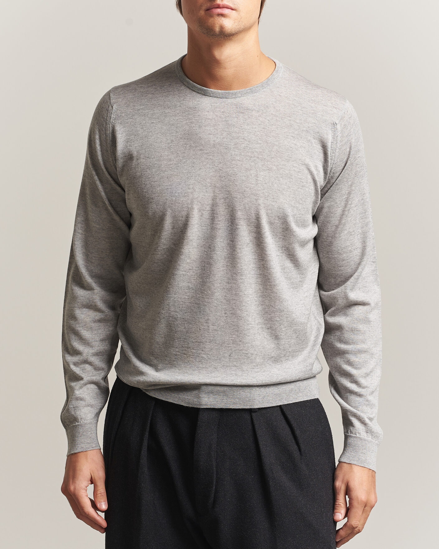 Herre | Gensere | John Smedley | Lundy Extra Fine Merino Crew Neck Nimbus Grey