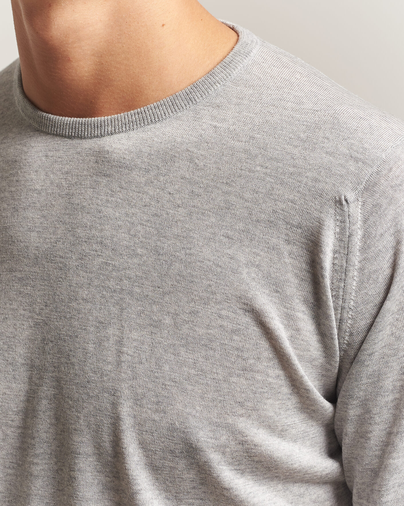 Herre | Gensere | John Smedley | Lundy Extra Fine Merino Crew Neck Nimbus Grey