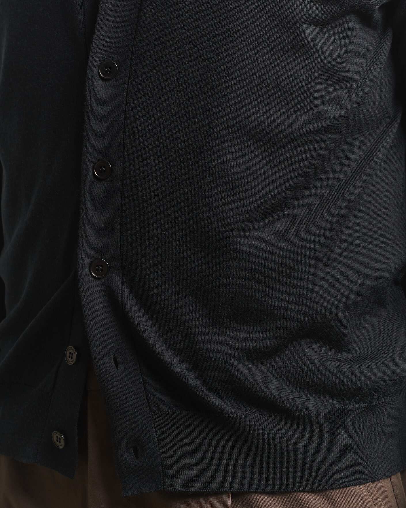 Herre | Gensere | John Smedley | Bradrick Extra Fine Merino Cardigan Black