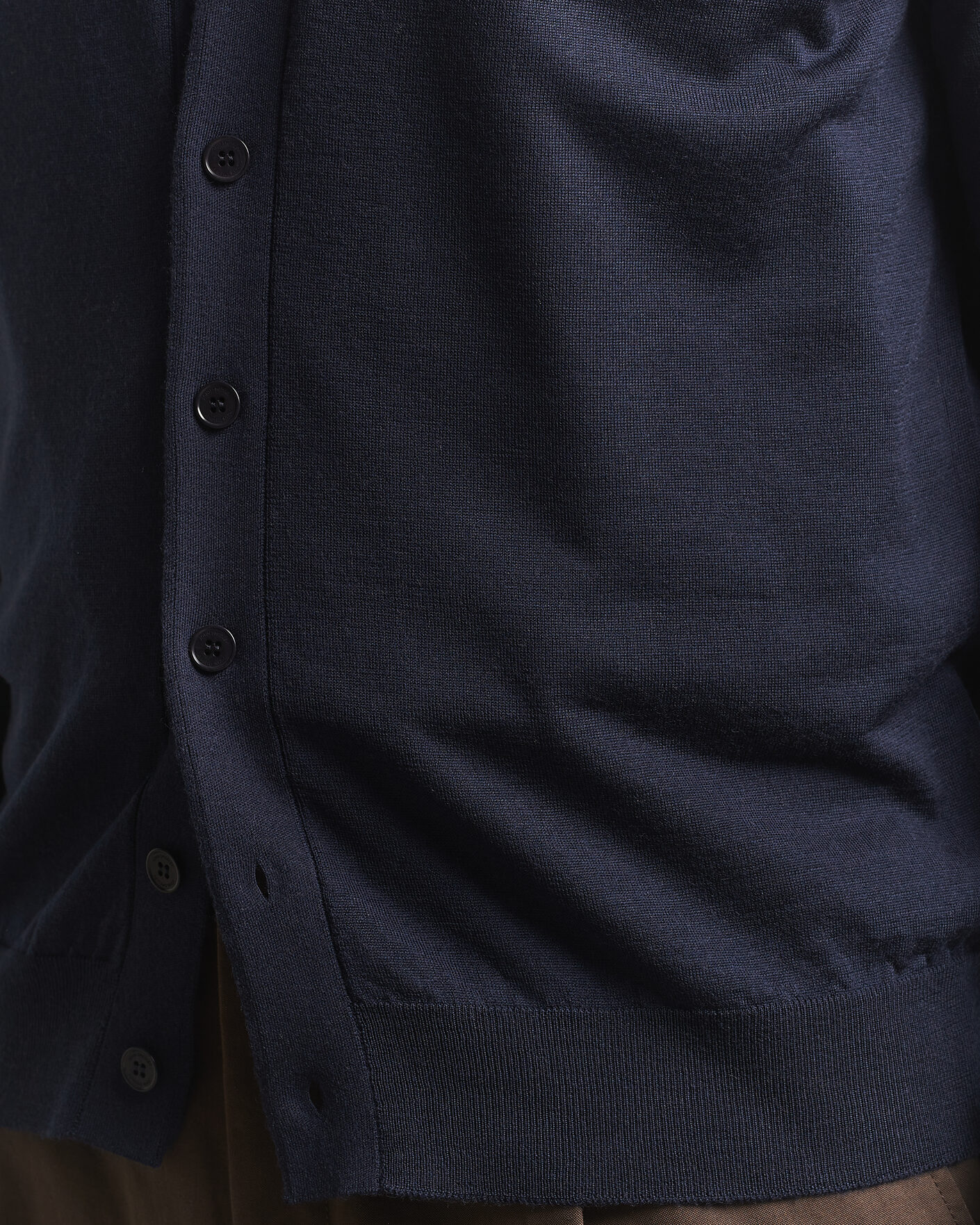 Herre | Gensere | John Smedley | Bradrick Extra Fine Merino Cardigan Midnight