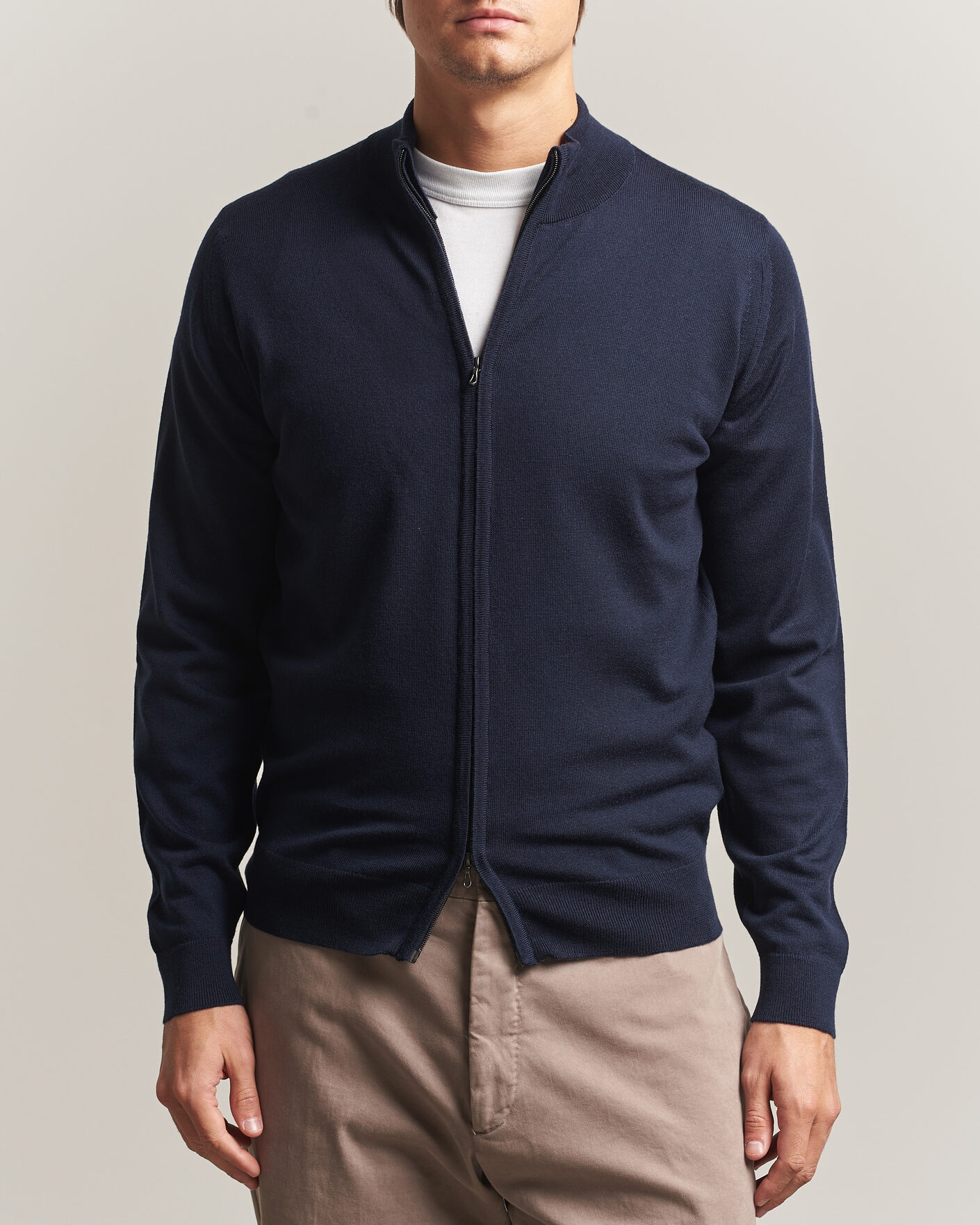 Herre | Gensere | John Smedley | Claygate Extra Fine Merino Full Zip Midnight