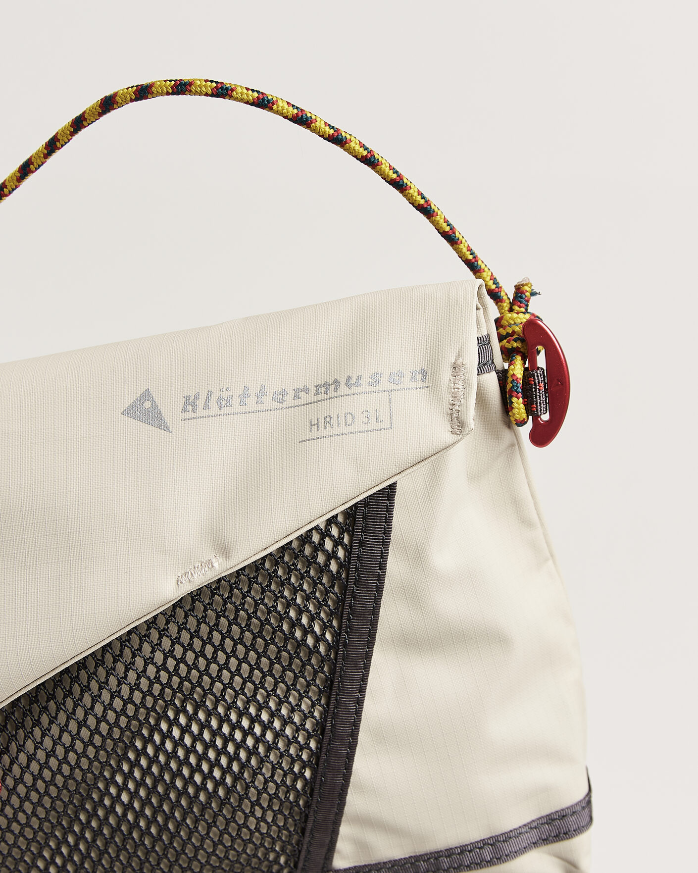 Herre | Vesker | Klättermusen | Hrid WP 3L Accessory Bag Silver Creme