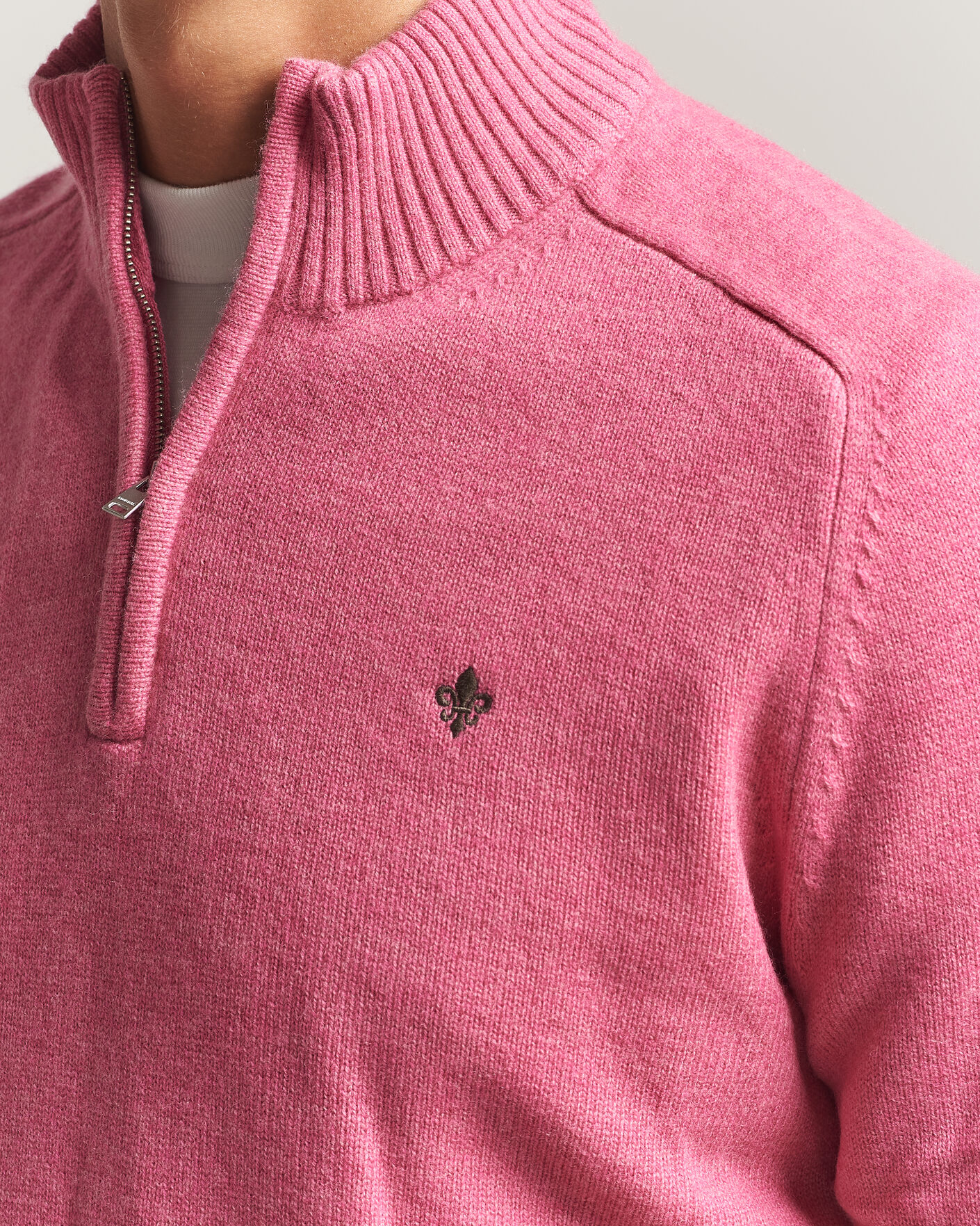 Herre | Gensere | Morris | Hertford Lambswool Half Zip Cerise