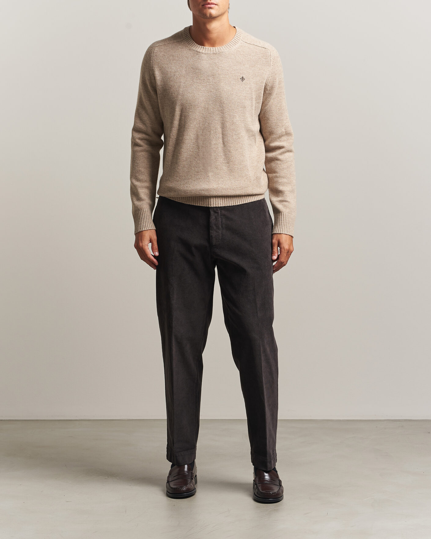 Herre | Gensere | Morris | Hertford Lambswool Crew Neck Khaki