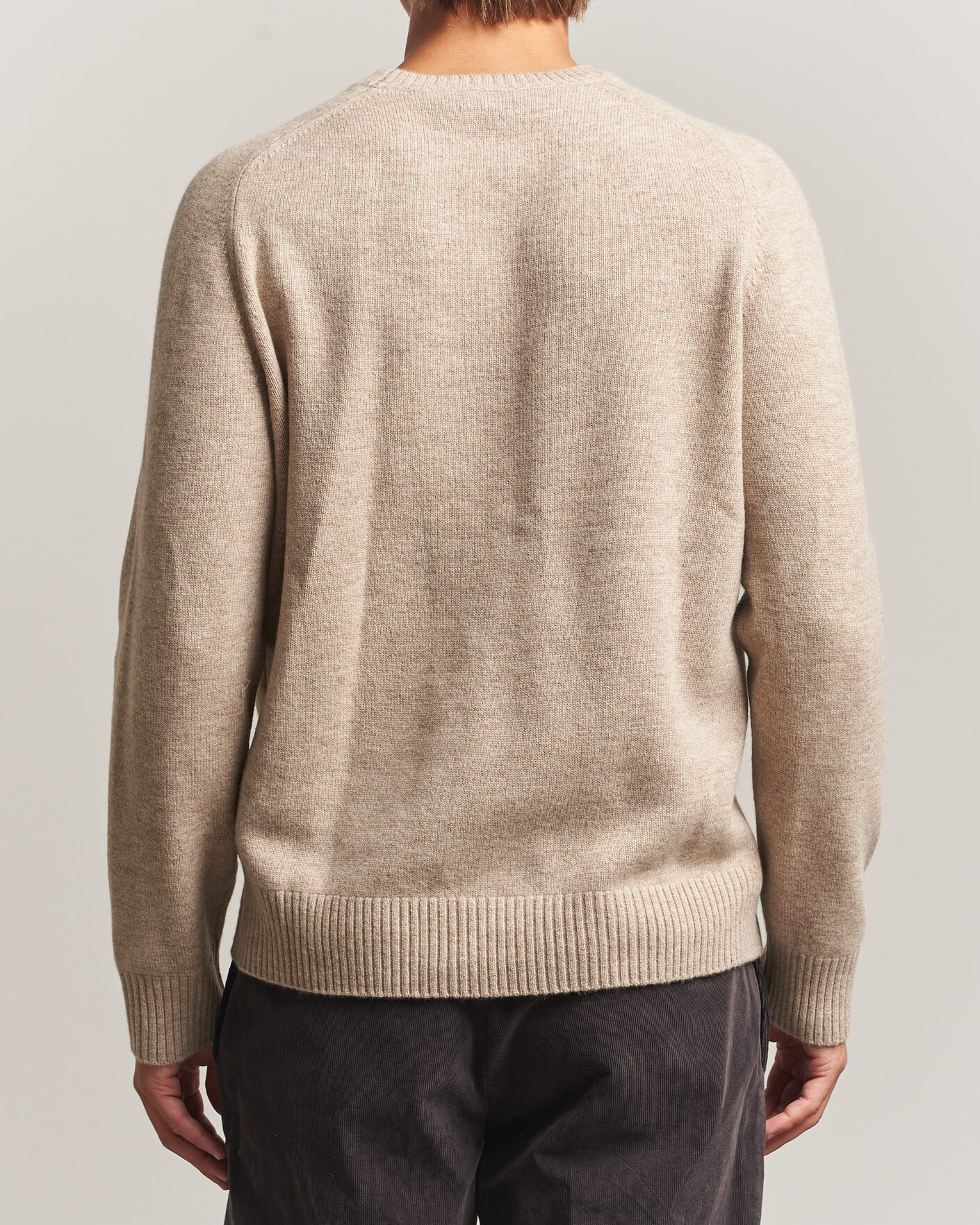 Herre | Gensere | Morris | Hertford Lambswool Crew Neck Khaki