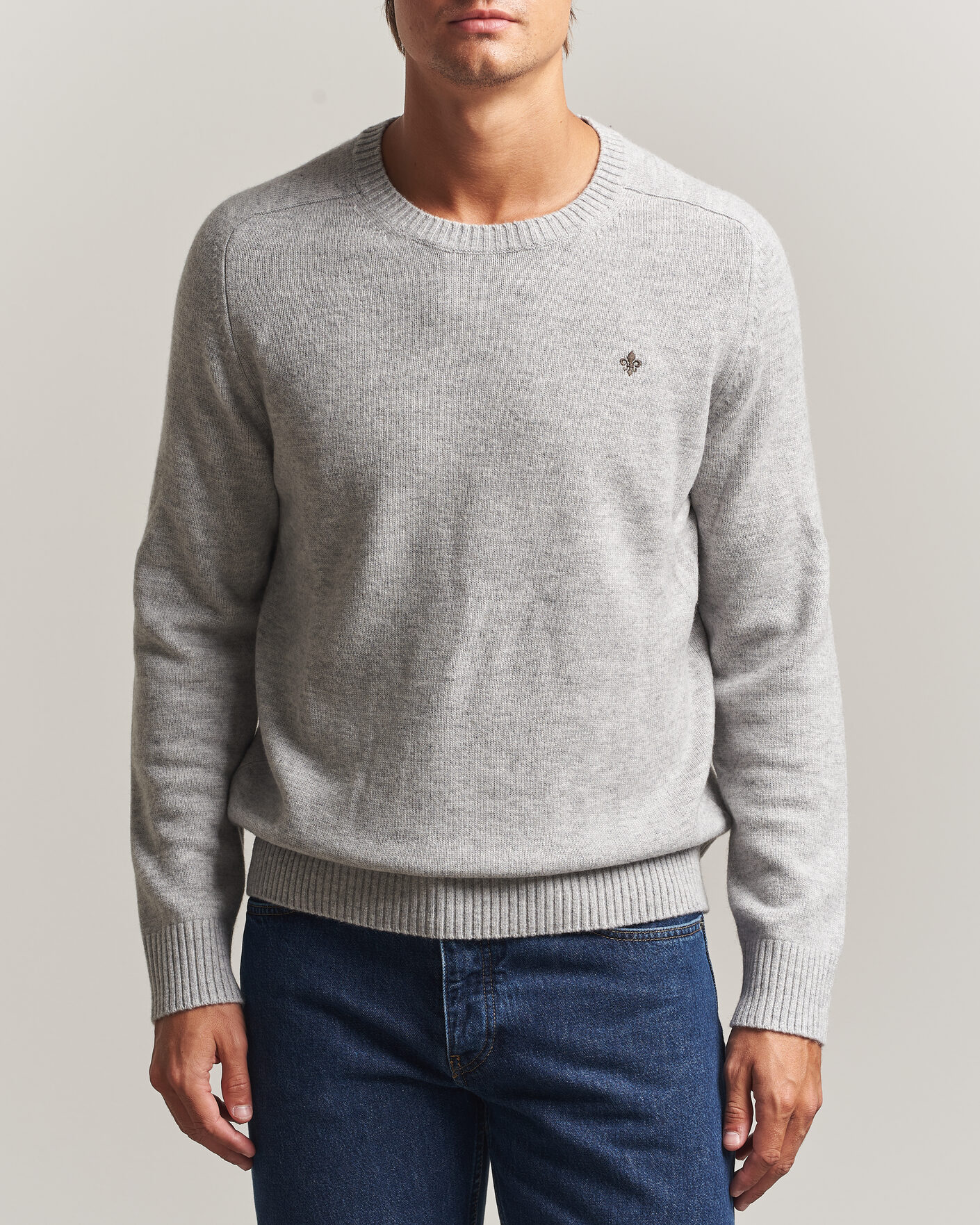 Herre | Gensere | Morris | Hertford Lambswool Crew Neck Grey