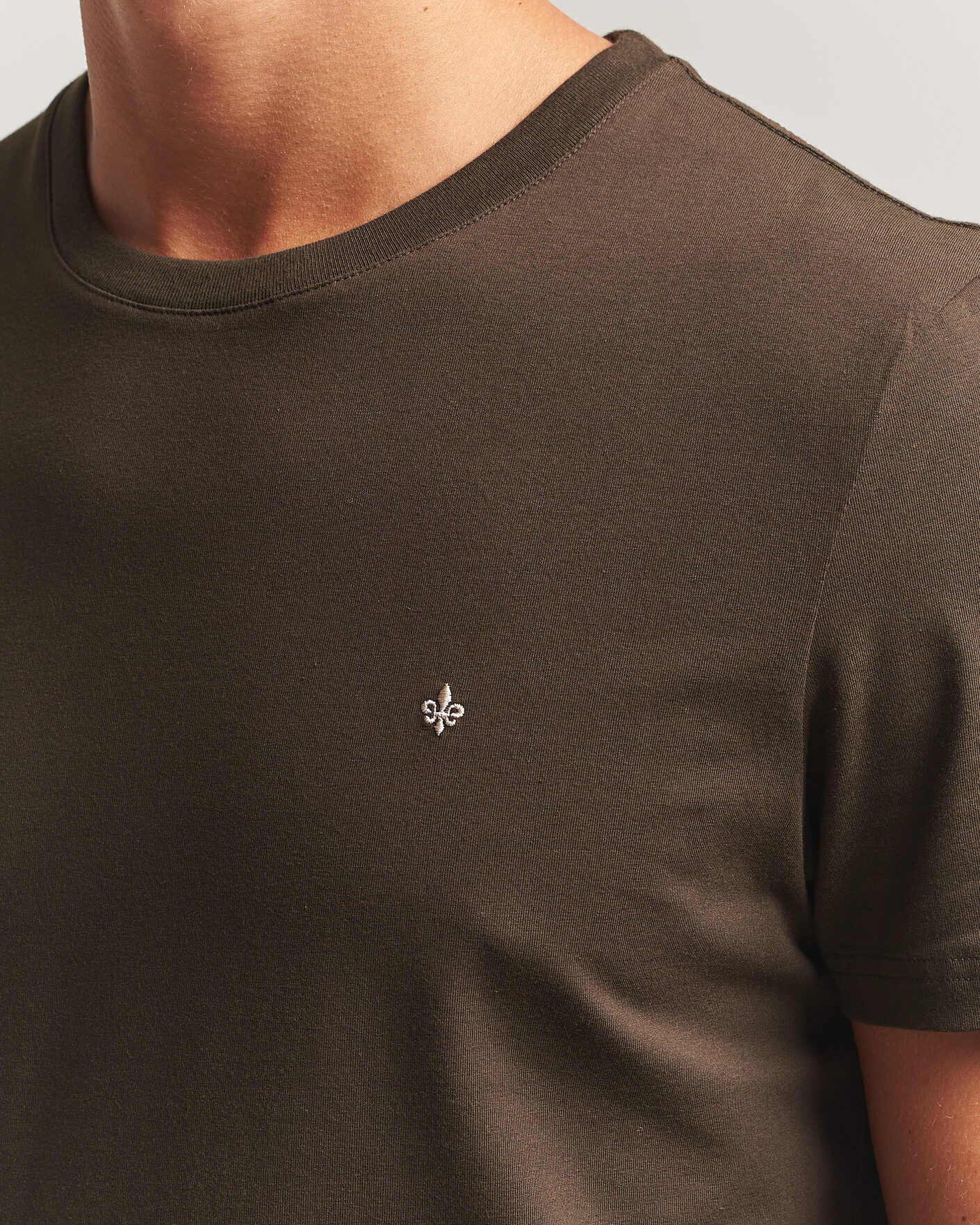 Herre | T-Shirts | Morris | James Crew Neck T-Shirt Brown