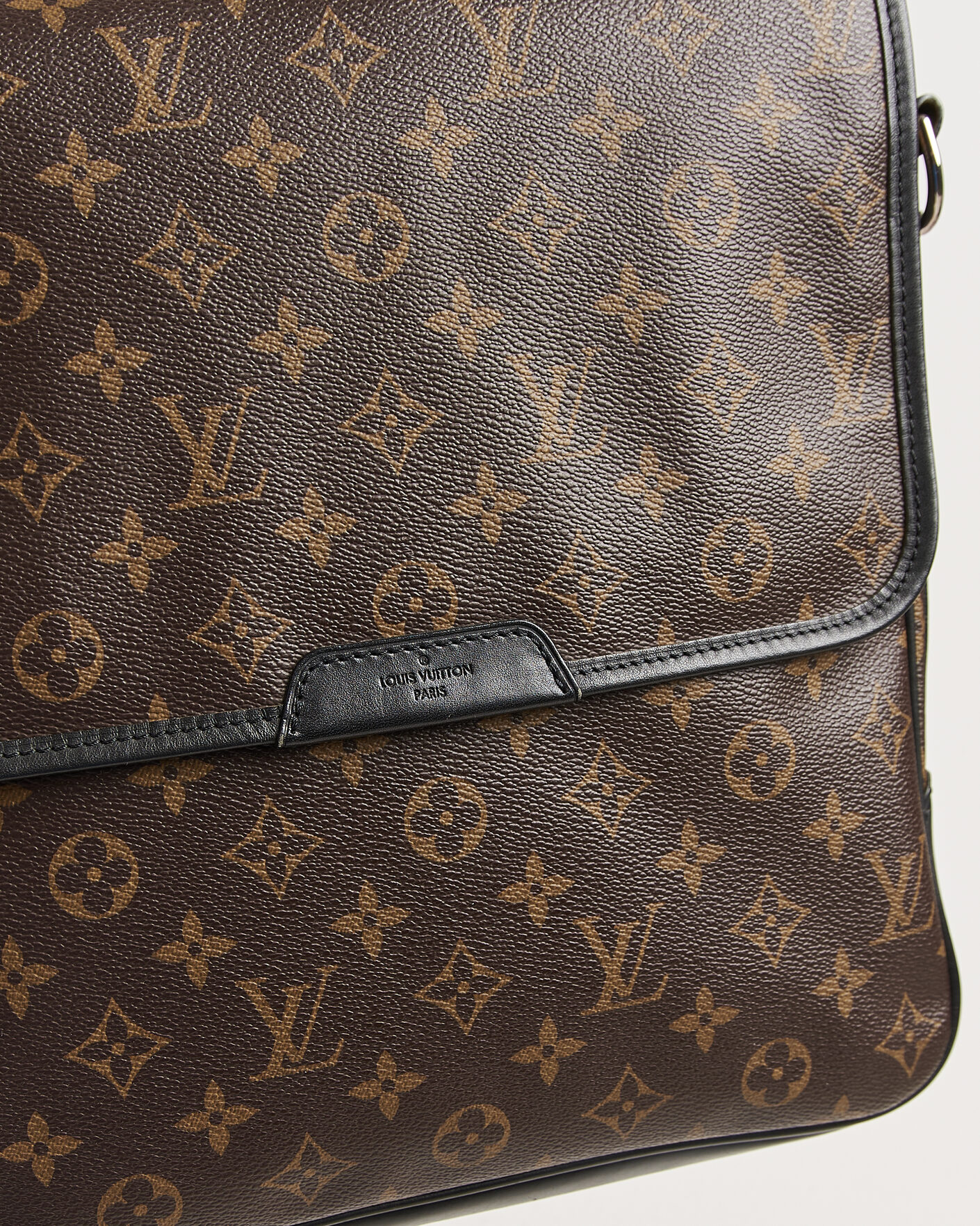 Herre | Pre-Owned & Vintage Bags | Louis Vuitton Pre-Owned | Messenger Bag Monogram Macassar