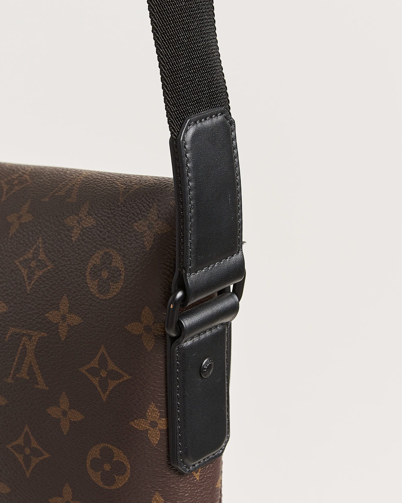 Herre | Pre-Owned & Vintage Bags | Louis Vuitton Pre-Owned | Messenger Bag Monogram Macassar