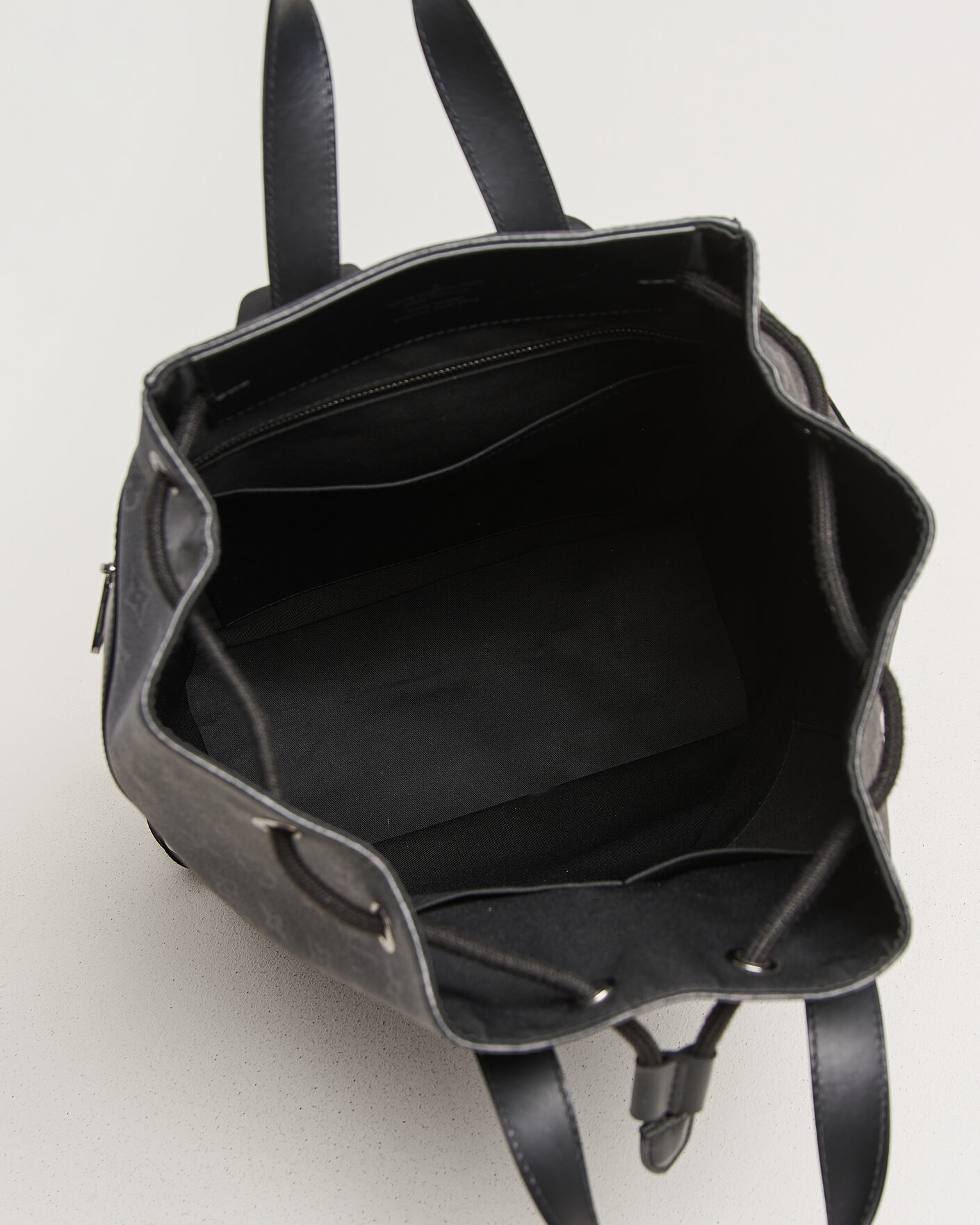 Herre | Pre-Owned & Vintage Bags | Louis Vuitton Pre-Owned | Explorer Backpack Monogram Eclipse