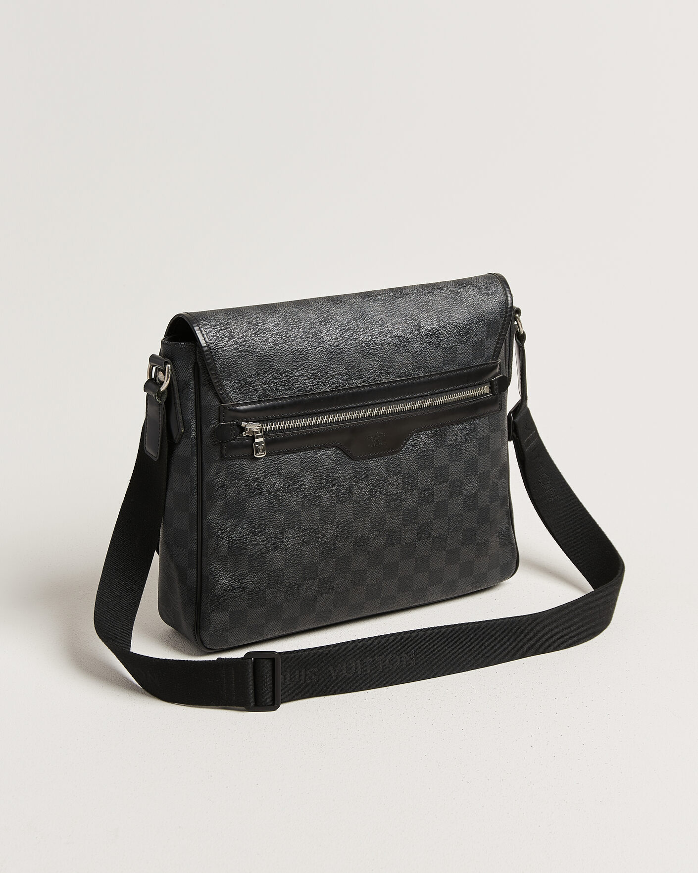 Herre | Pre-Owned & Vintage Bags | Louis Vuitton Pre-Owned | Daniel MM Shoulder Bag Damier Graphite