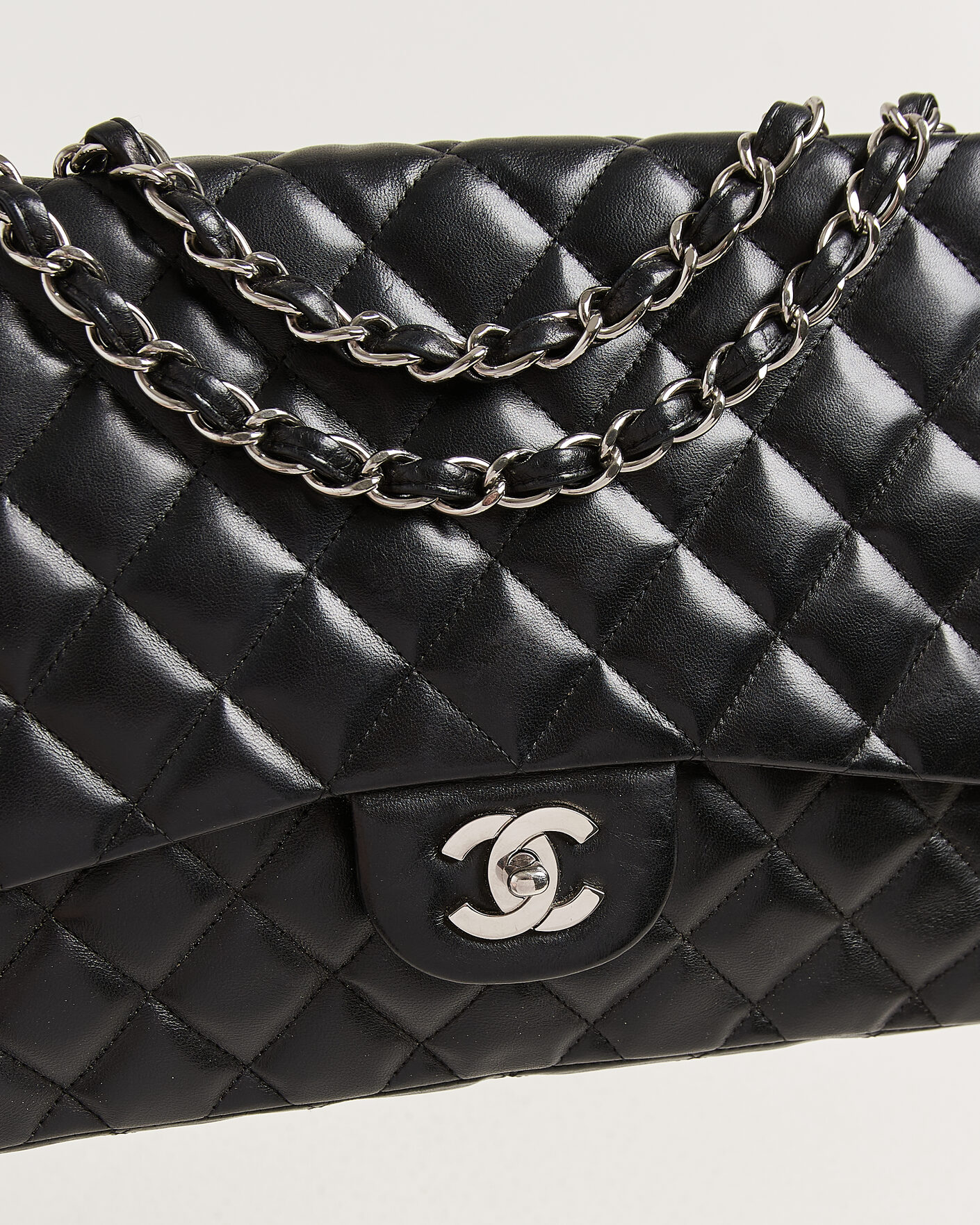 Herre | Chanel Pre-Owned Classic Jumbo Single Flap Bag Lambskin Black | Chanel Pre-Owned | Classic Jumbo Single Flap Bag Lambskin Black