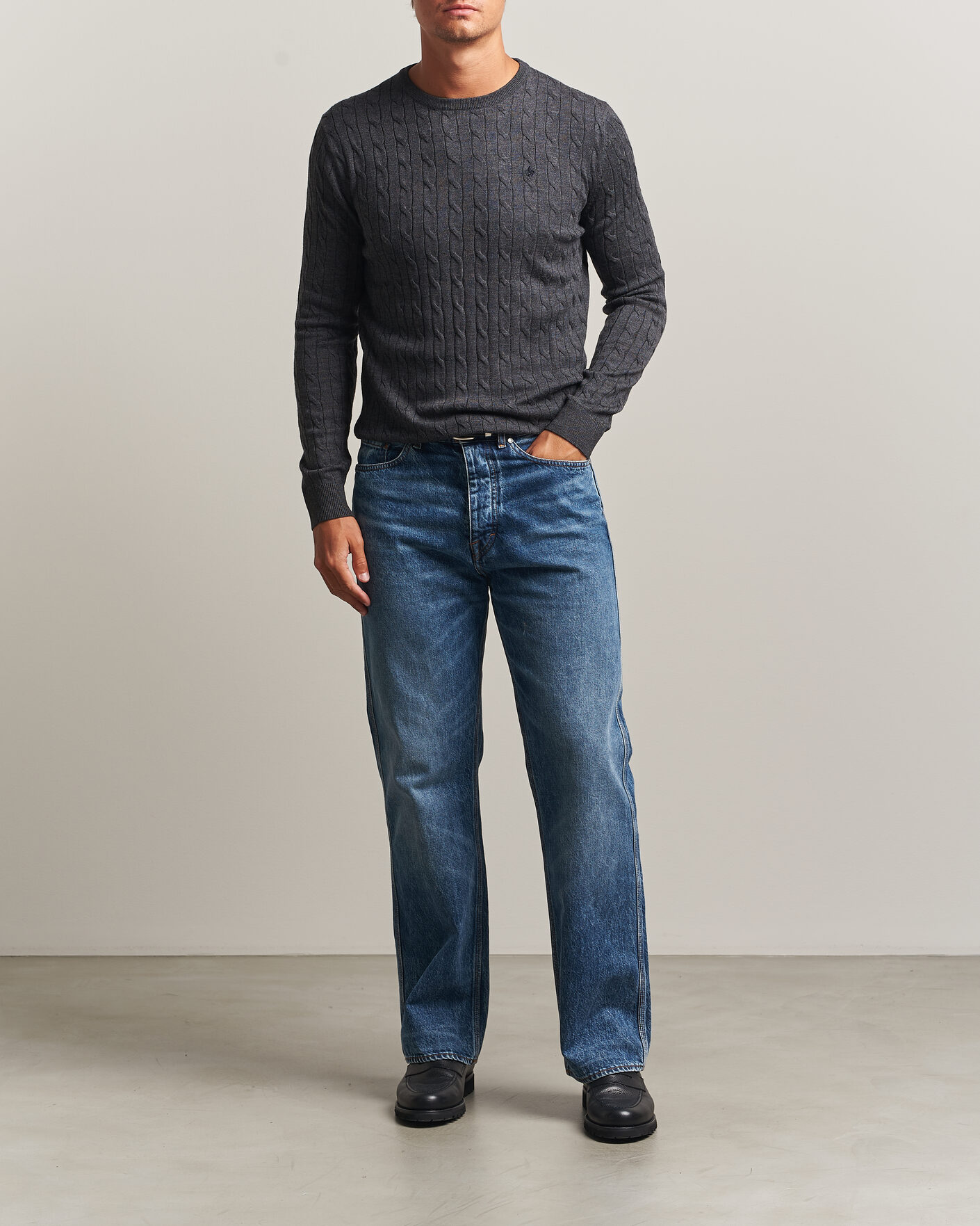 Herre | Gensere | Morris | Merino Cable O-Neck Grey
