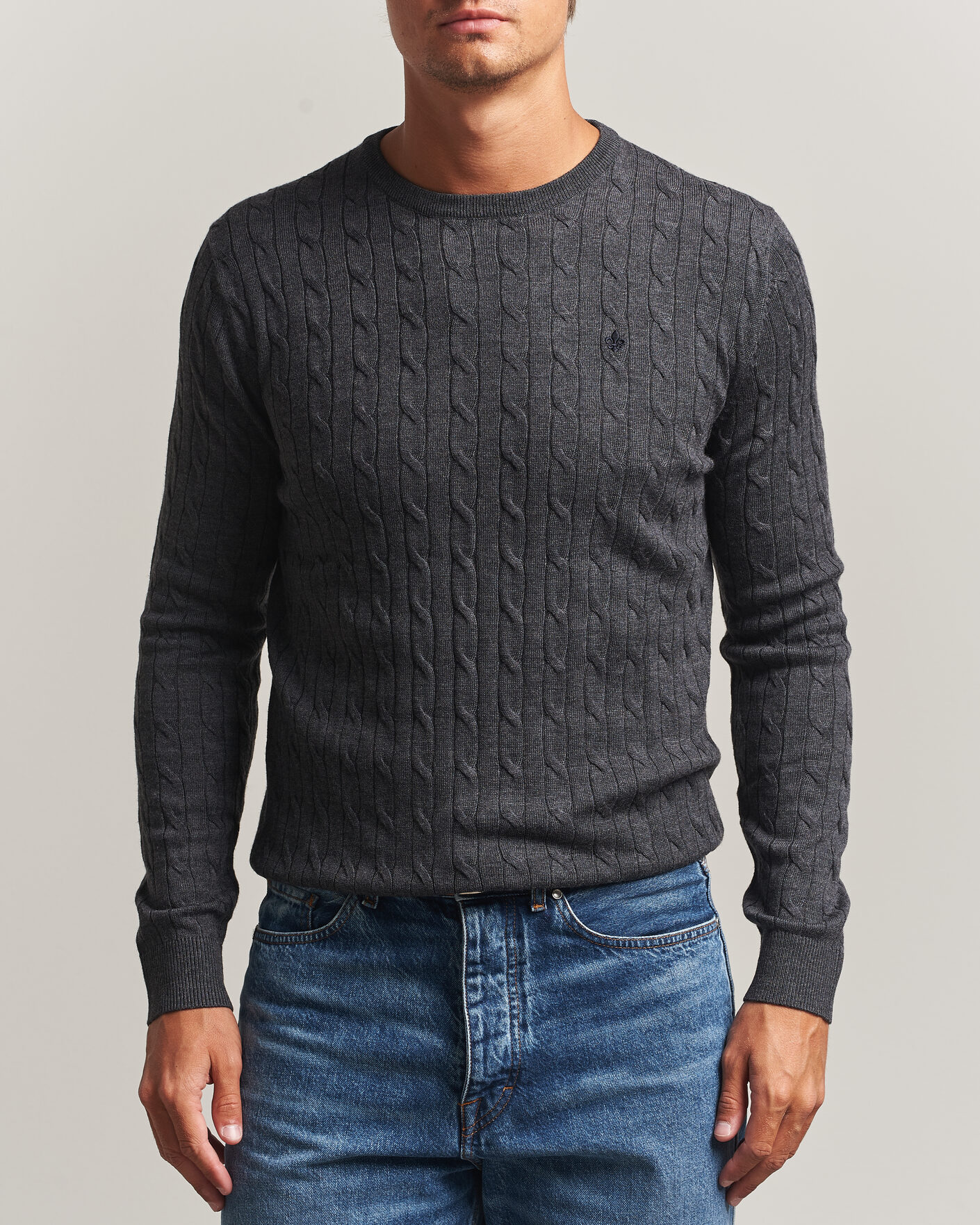 Herre | Gensere | Morris | Merino Cable O-Neck Grey
