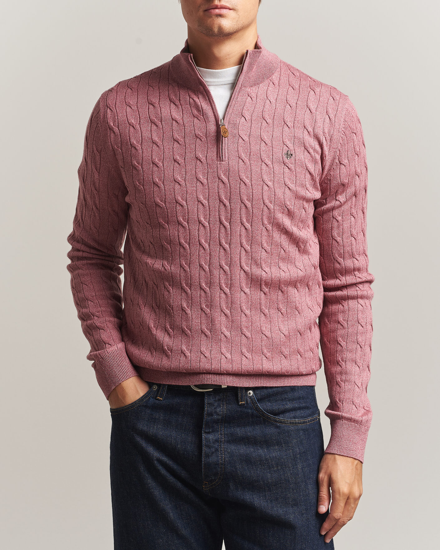 Herre | Gensere | Morris | Merino Cable Half Zip Cerise
