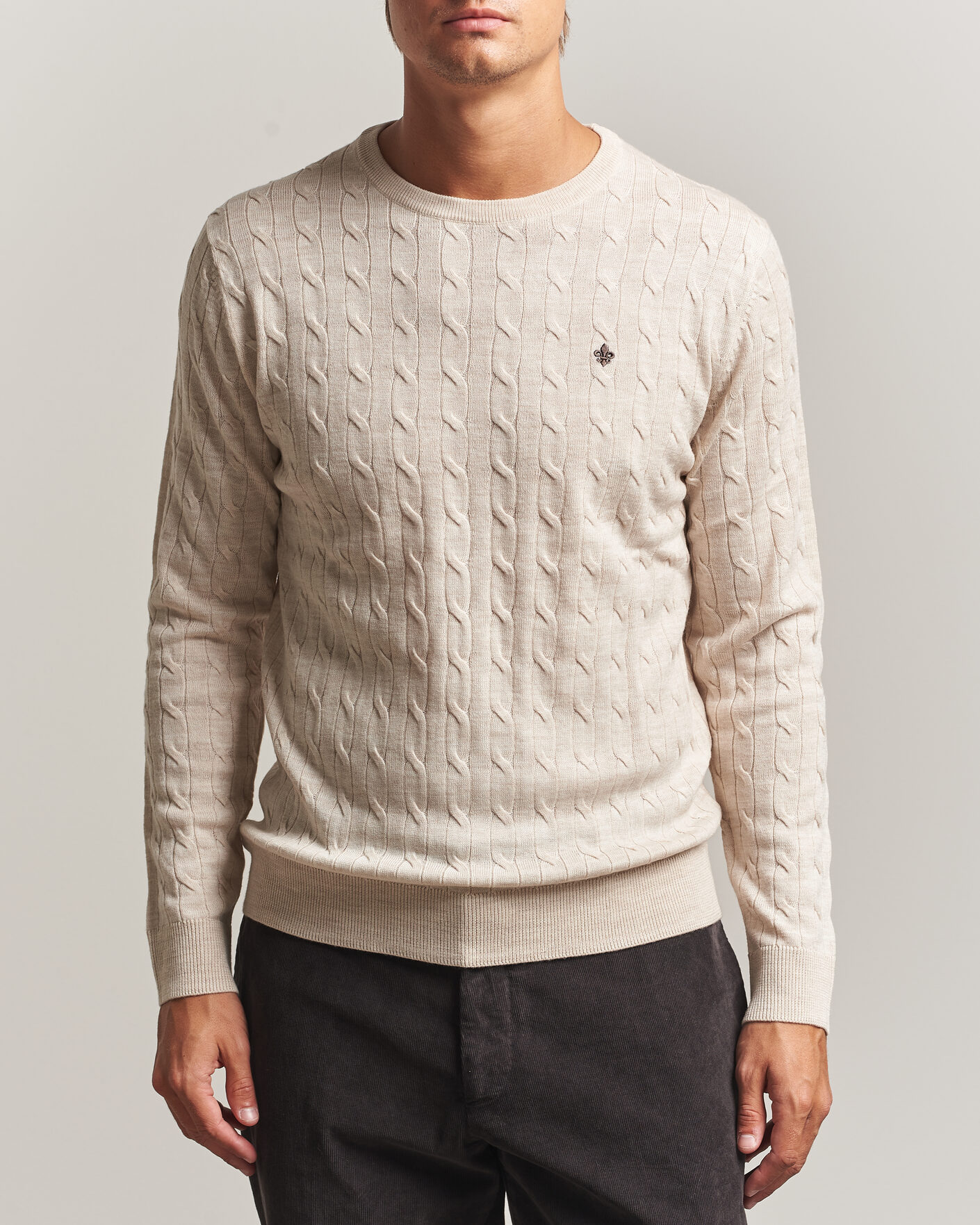 Herre | Gensere | Morris | Merino Cable O-Neck Off White