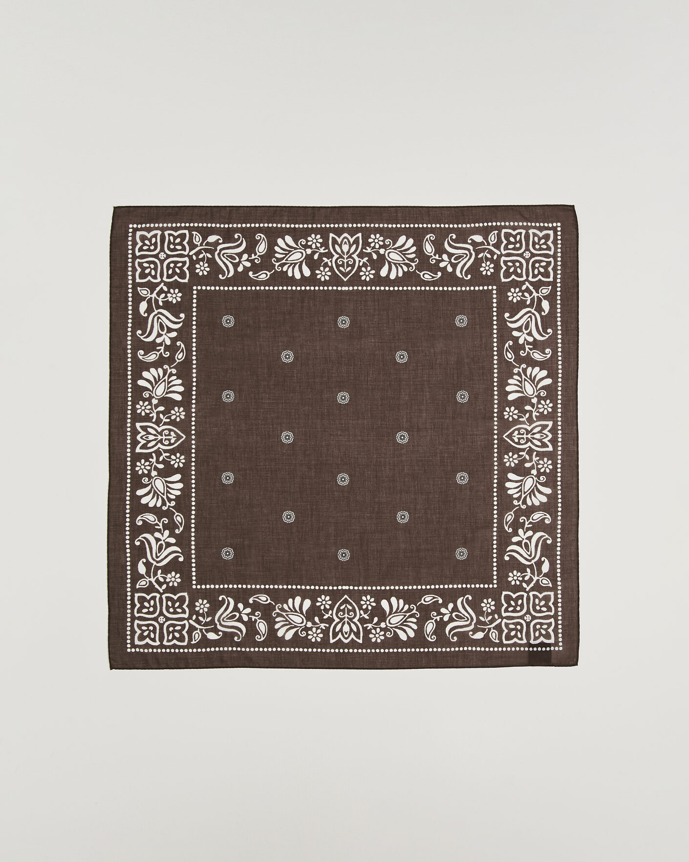 Herre | Scarves | Amanda Christensen | Cotton Voile Printed Flower Bandana Brown
