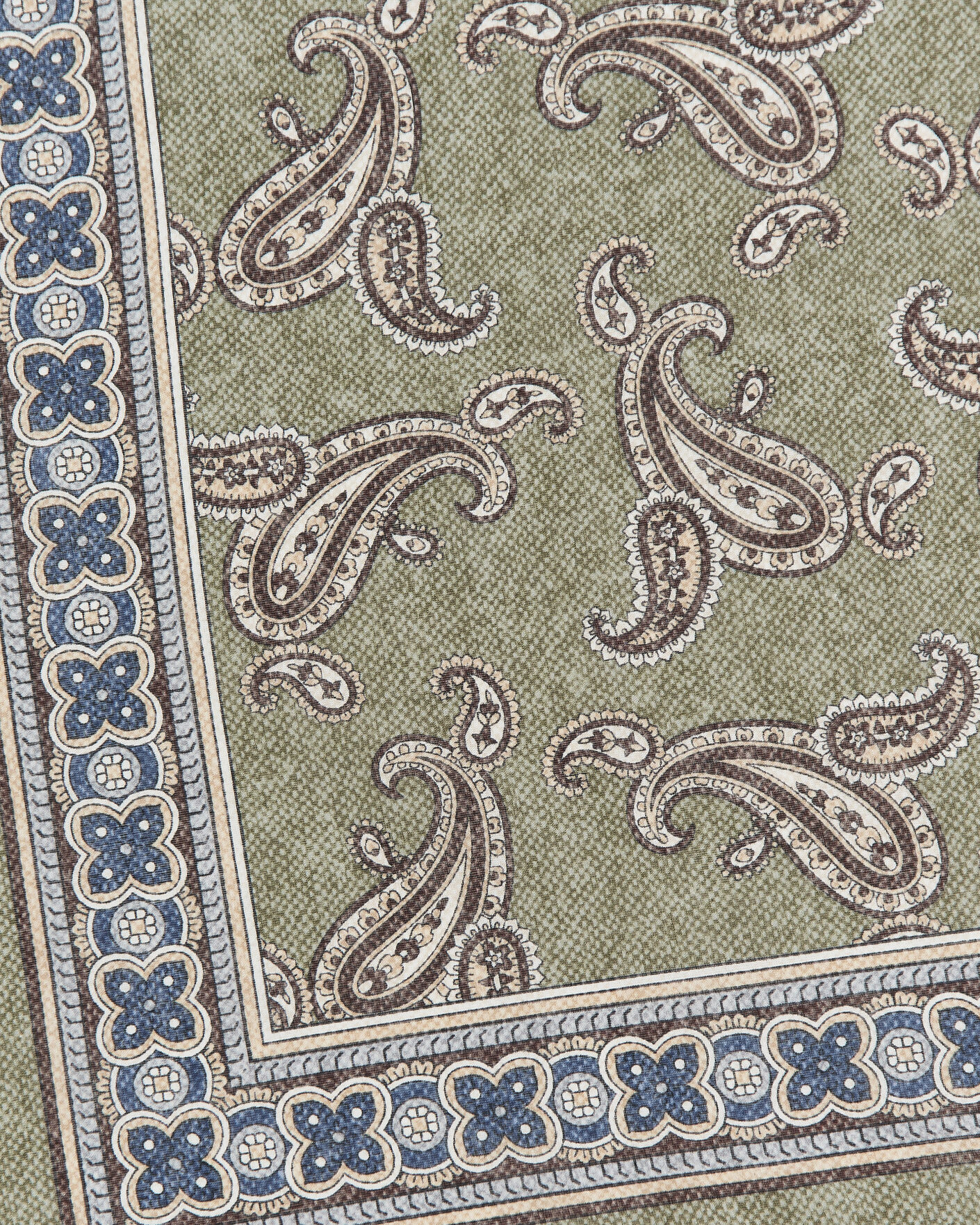 Herre | Scarves | Amanda Christensen | Cotton Voile Printed Paisley Bandana Green